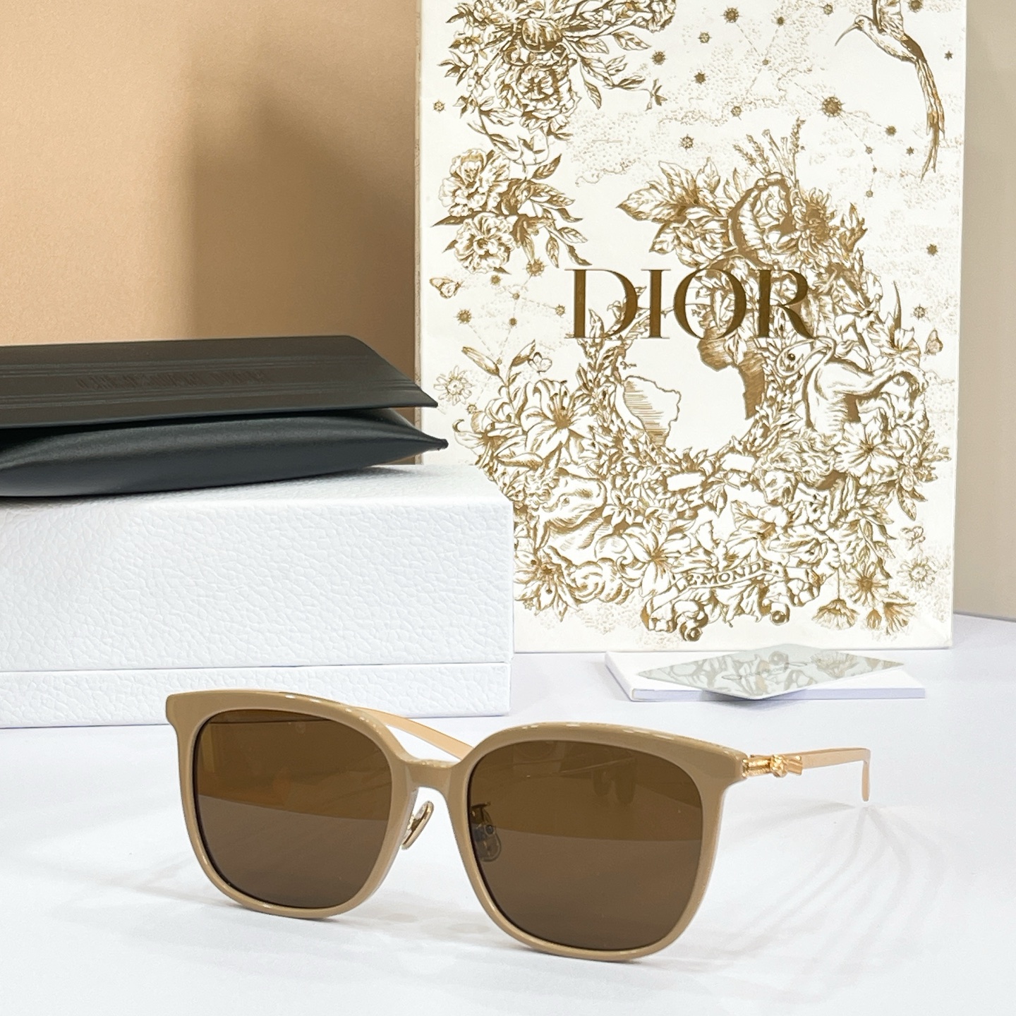 DIO*🌟🌟🌟MODEL：Dior Bow S1F🌟🌟🌟SIZE：57口17-145🌟🌟