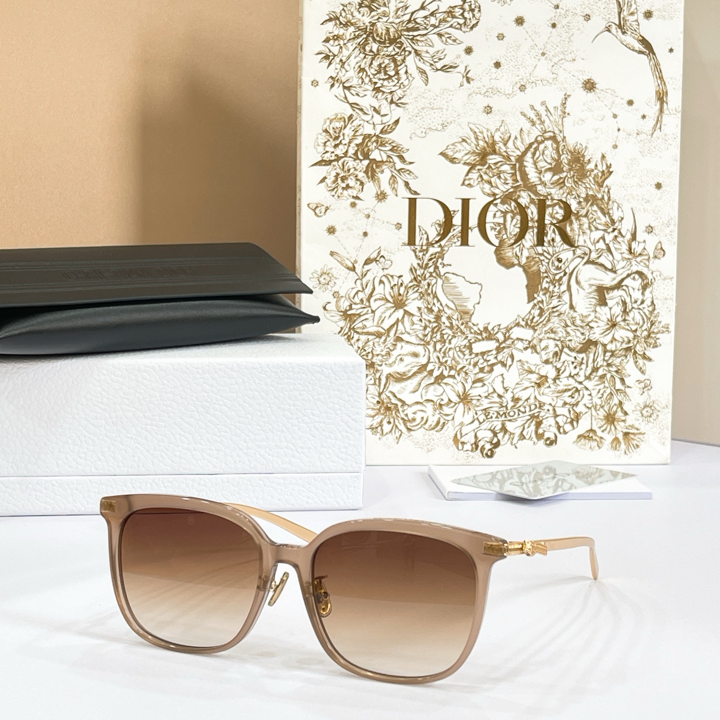 DIO*🌟🌟🌟MODEL：Dior Bow S1F🌟🌟🌟SIZE：57口17-145🌟🌟