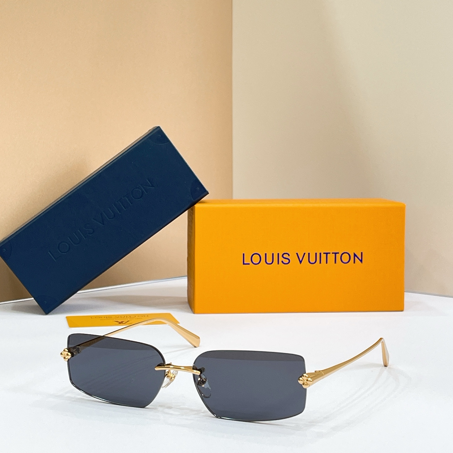 LOUIS VUITTO*✨✨✨MODEL：Z3377U✨✨✨ SIZE：61口16-145✨✨✨