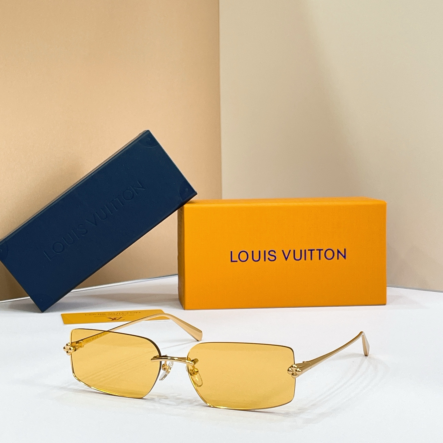LOUIS VUITTO*✨✨✨MODEL：Z3377U✨✨✨ SIZE：61口16-145✨✨✨