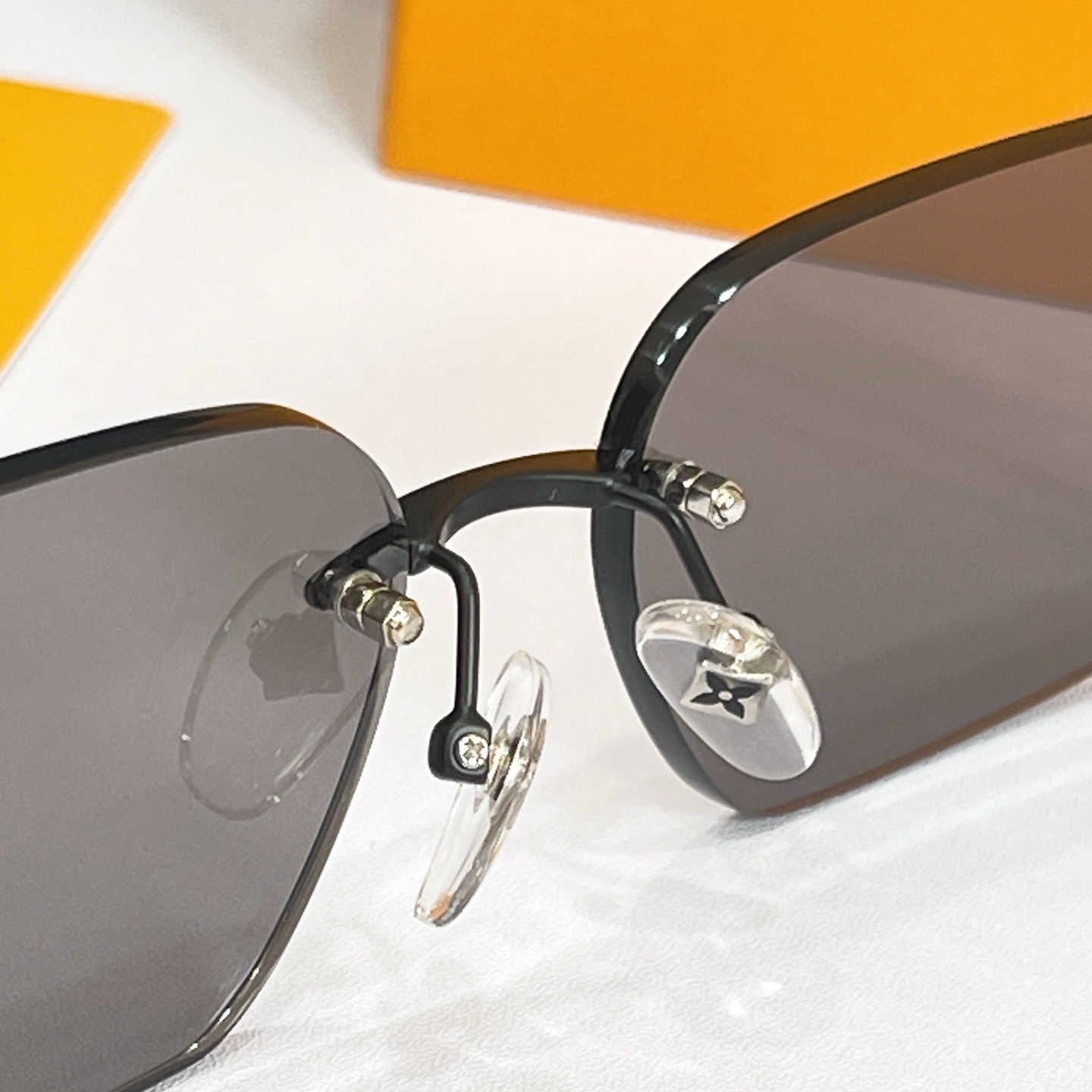 LOUIS VUITTO*✨✨✨MODEL：Z3377U✨✨✨ SIZE：61口16-145✨✨✨