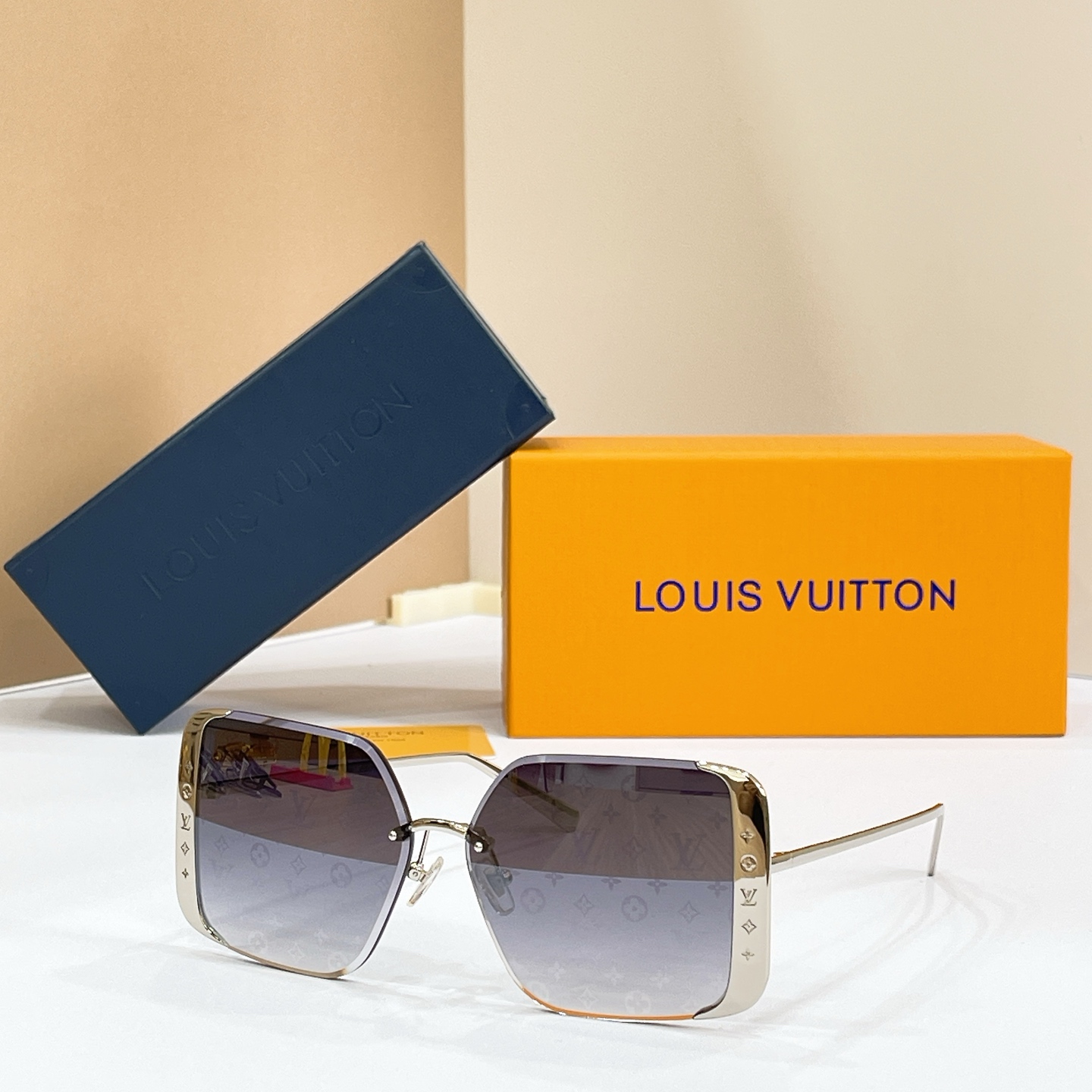 LOUIS VUITTO*✨✨✨MODEL：Z1994U✨✨✨ SIZE：57口13-145✨✨✨