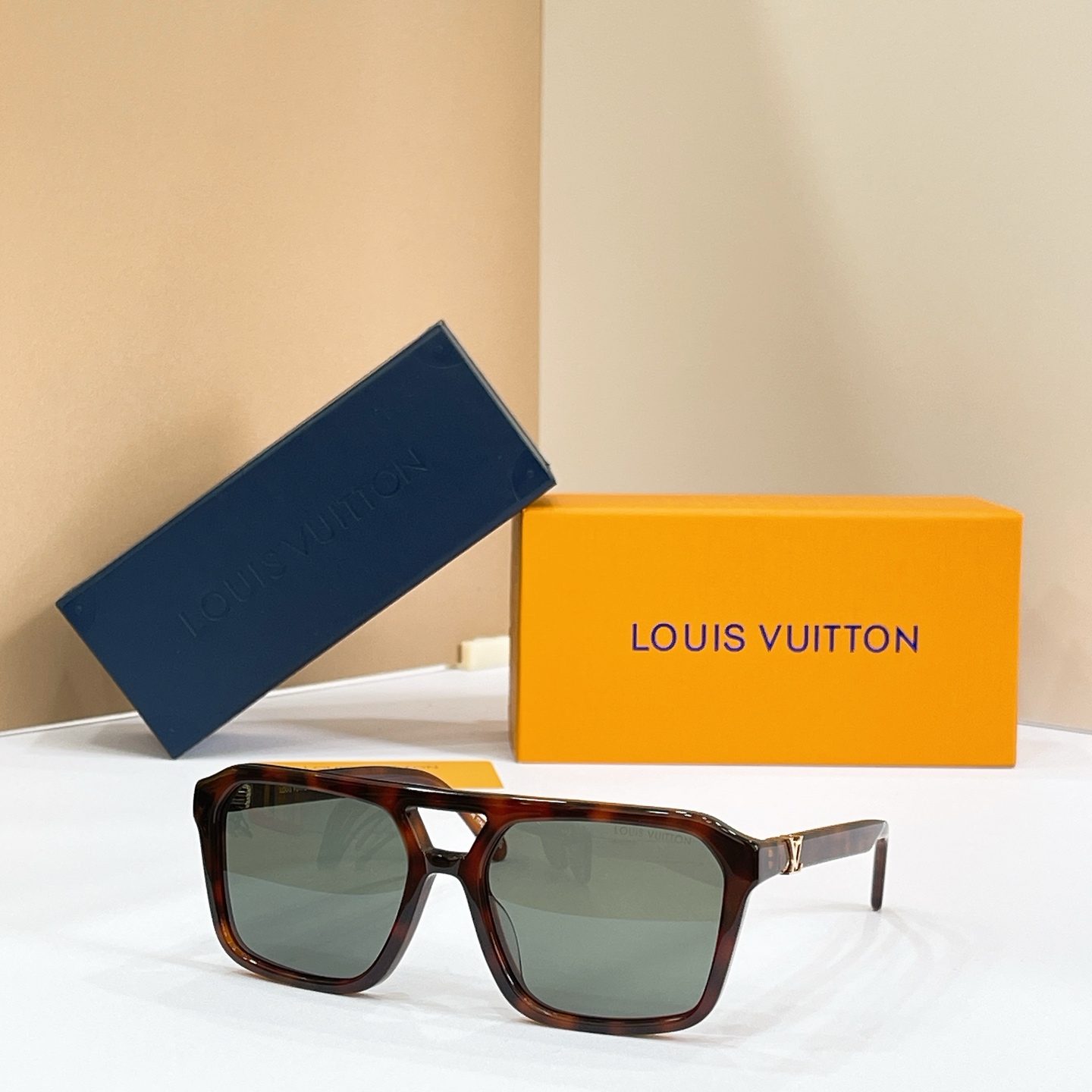 LOUIS VUITTO*✨✨✨MODEL：Z3059U✨✨✨ SIZE：58口18-140✨✨✨