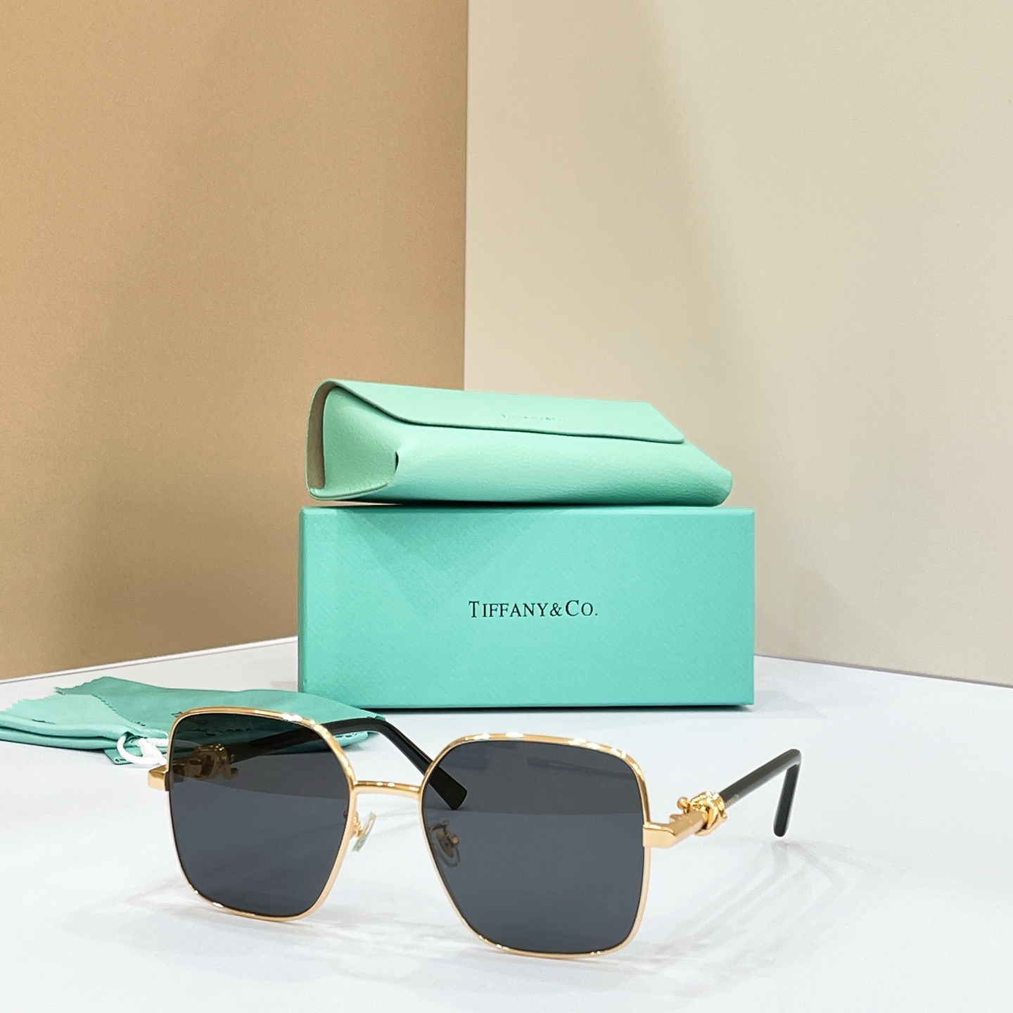 TIFFANY&Co.✨✨✨MODEL：TF3122✨✨✨ SIZE：57口18-145✨✨✨