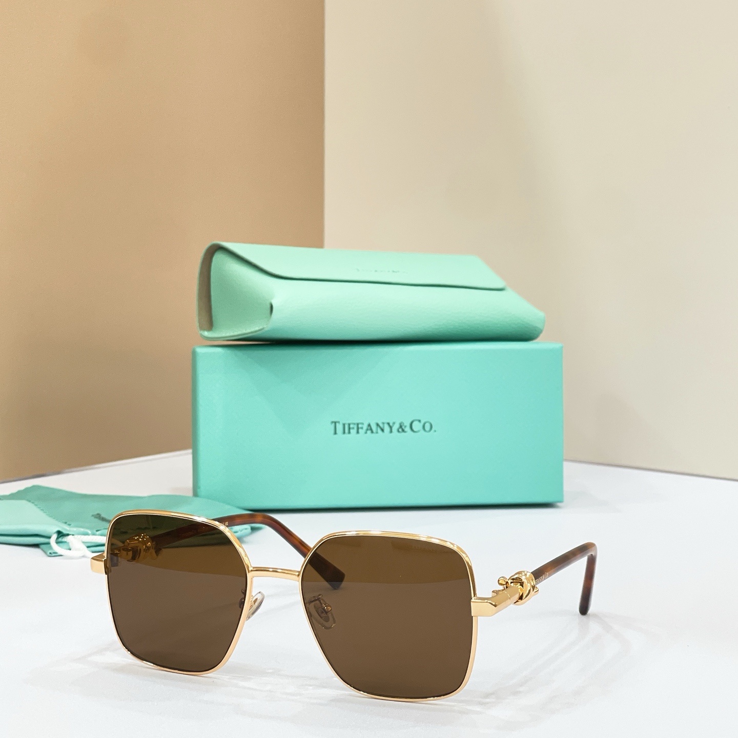 TIFFANY&Co.✨✨✨MODEL：TF3122✨✨✨ SIZE：57口18-145✨✨✨