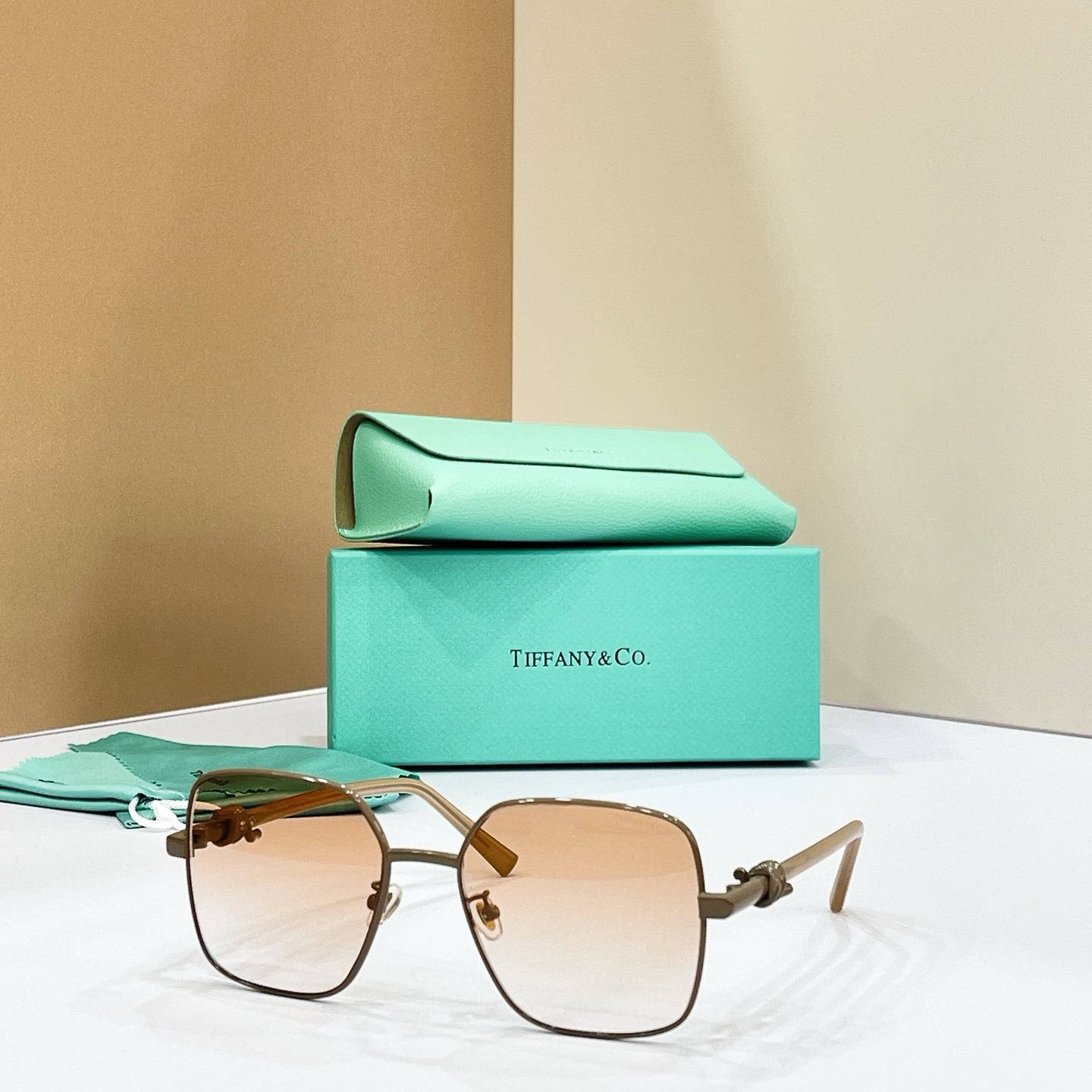 TIFFANY&Co.✨✨✨MODEL：TF3122✨✨✨ SIZE：57口18-145✨✨✨