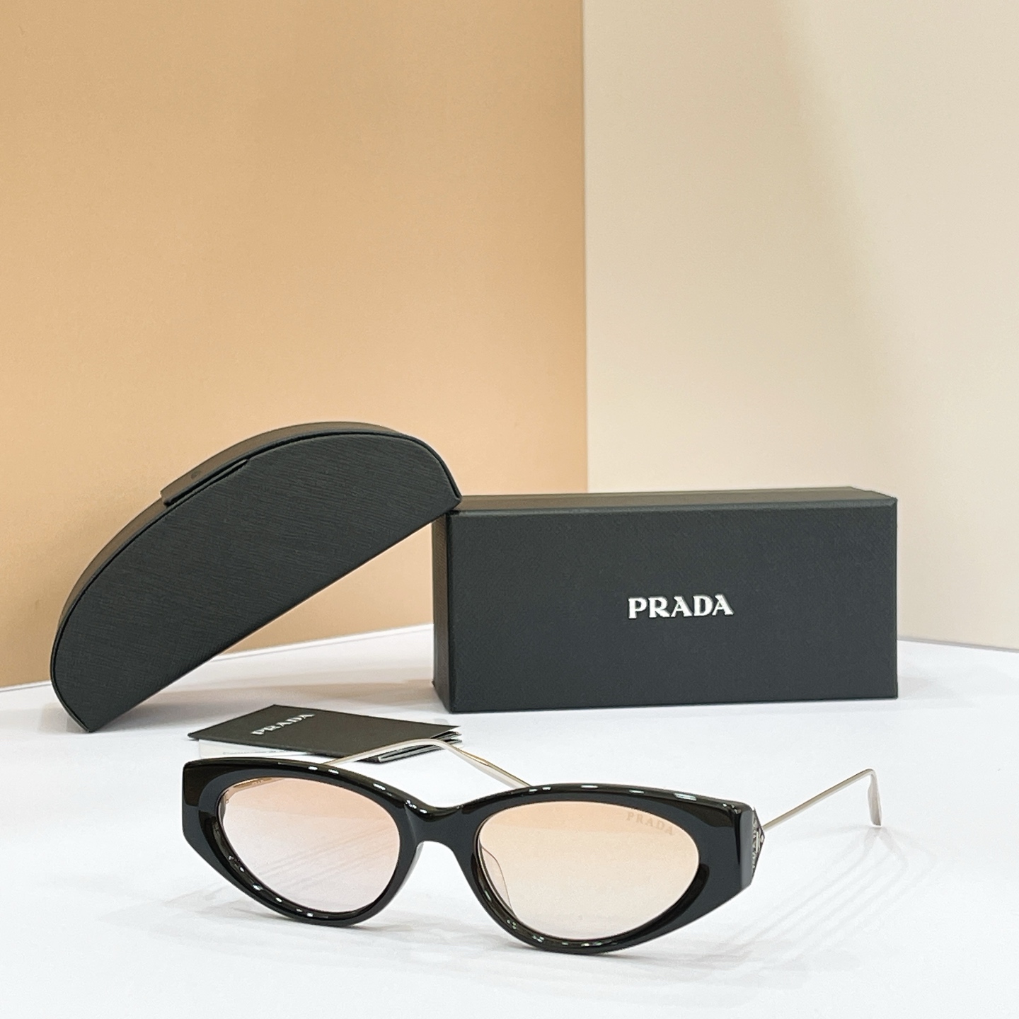 Prada X Gentle Monste*✨✨✨MODEL：PR D64S✨✨✨SIZE：54口18-