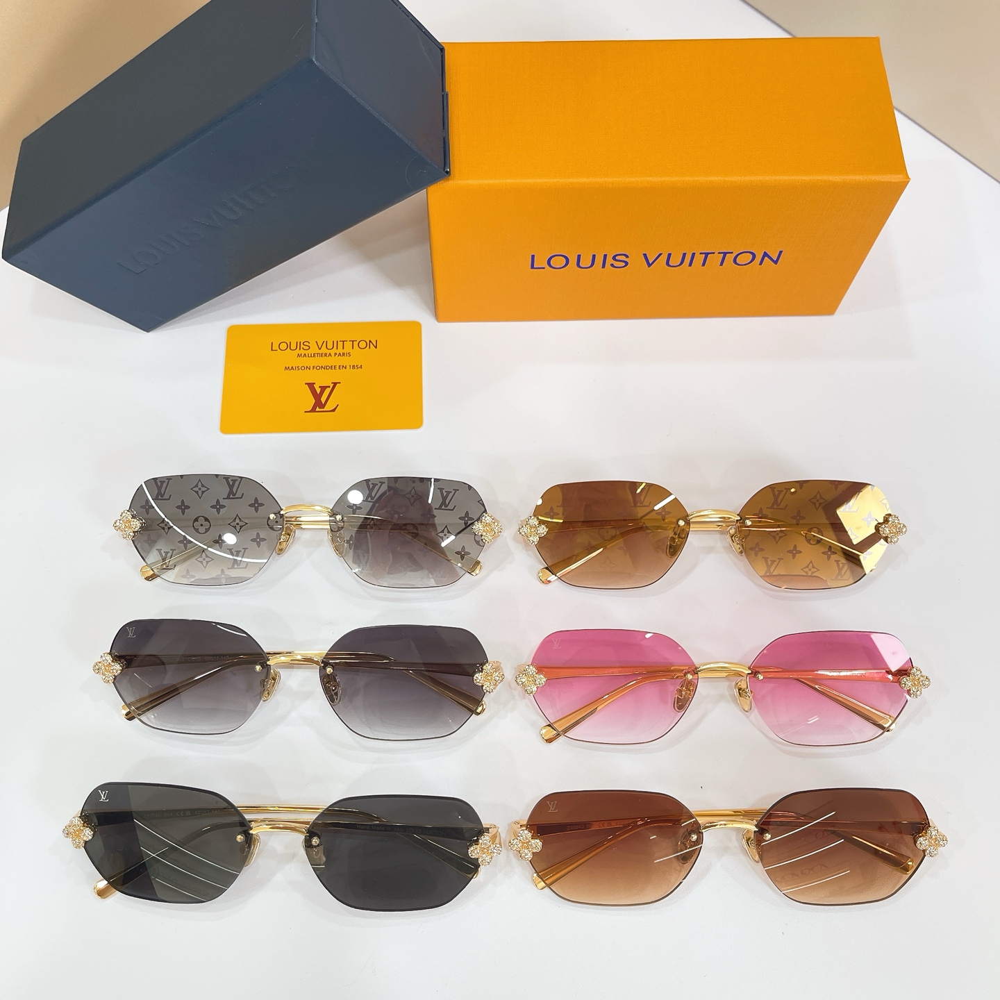 LOUIS VUITTO*✨✨✨MODEL：Z3324U✨✨✨ SIZE：62口17-140✨✨✨