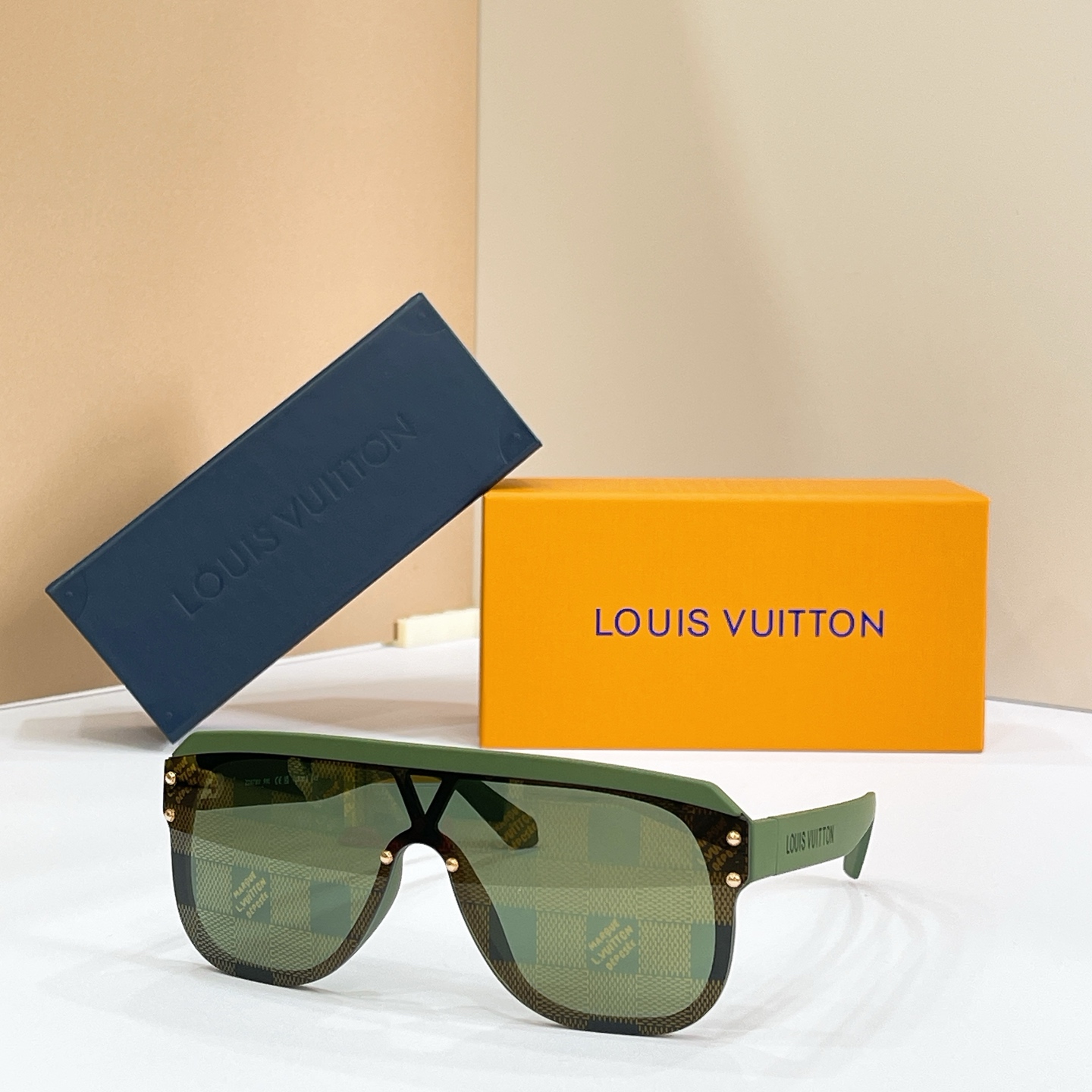 LOUIS VUITTO*✨✨✨MODEL：Z2878U✨✨✨ SIZE：53口22-145✨✨✨