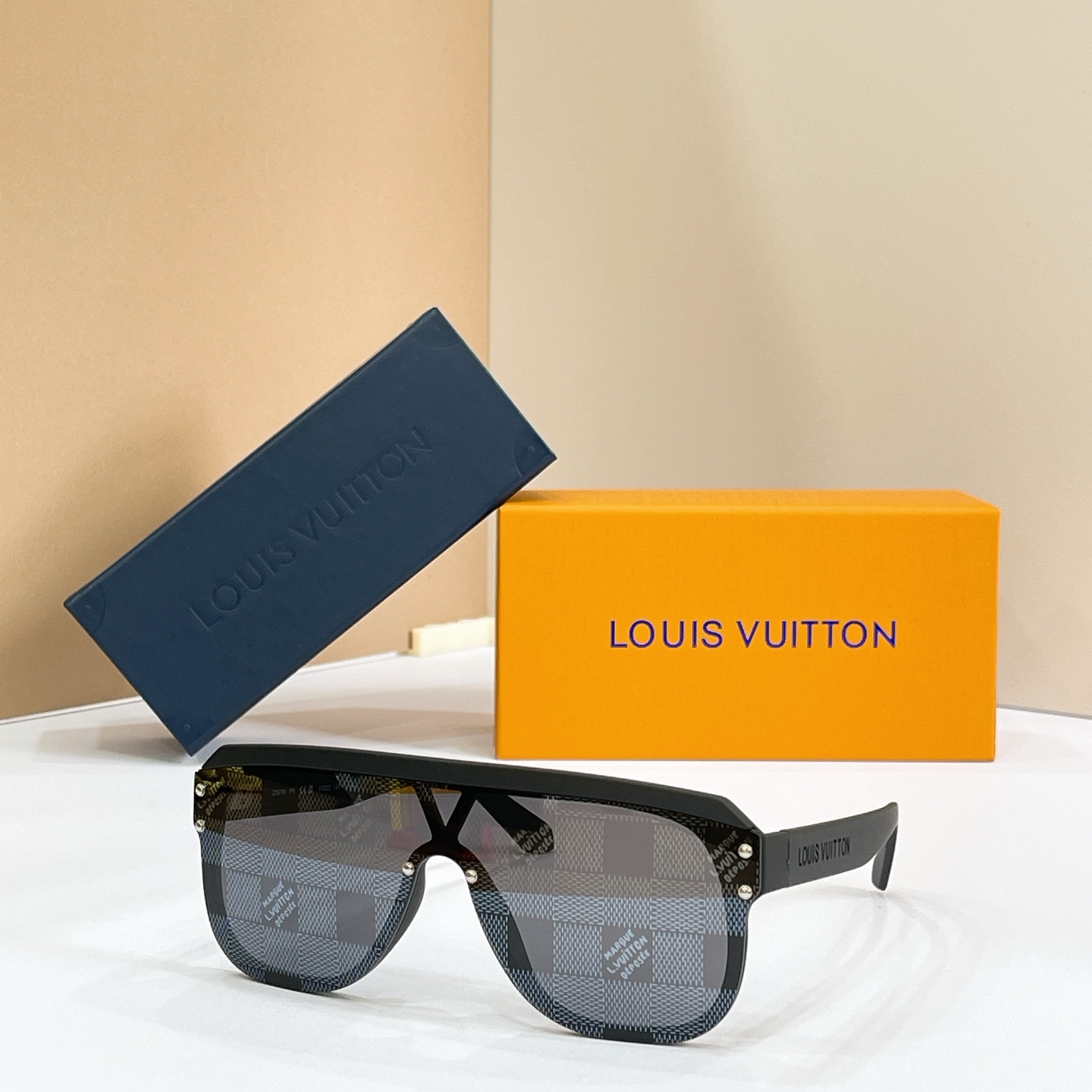 LOUIS VUITTO*✨✨✨MODEL：Z2878U✨✨✨ SIZE：53口22-145✨✨✨