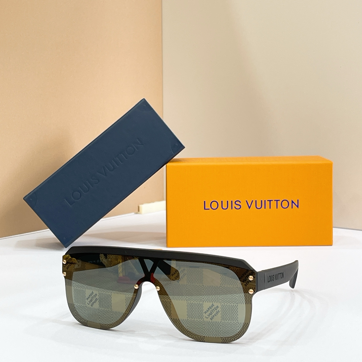 LOUIS VUITTO*✨✨✨MODEL：Z2878U✨✨✨ SIZE：53口22-145✨✨✨