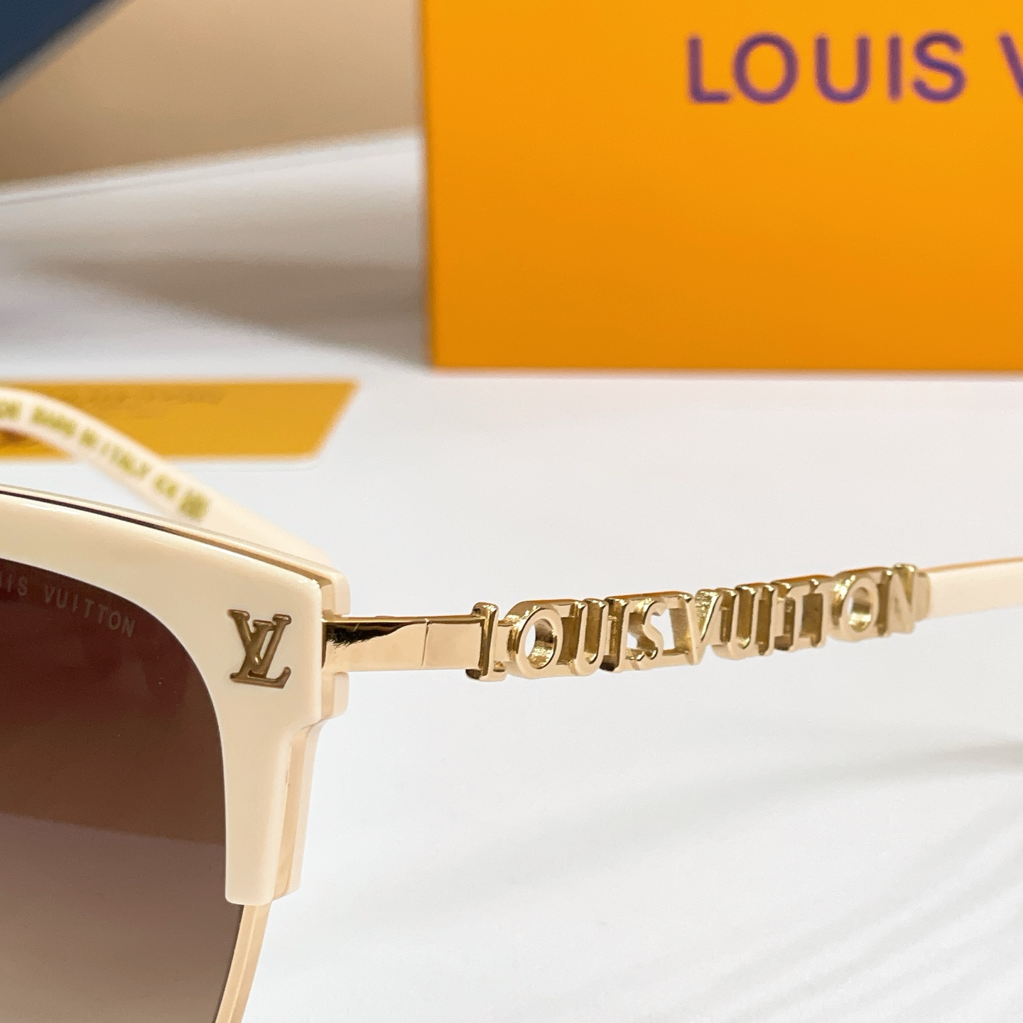 LOUIS VUITTO*✨✨✨MODEL：Z1738U✨✨✨ SIZE：56口20-145✨✨✨