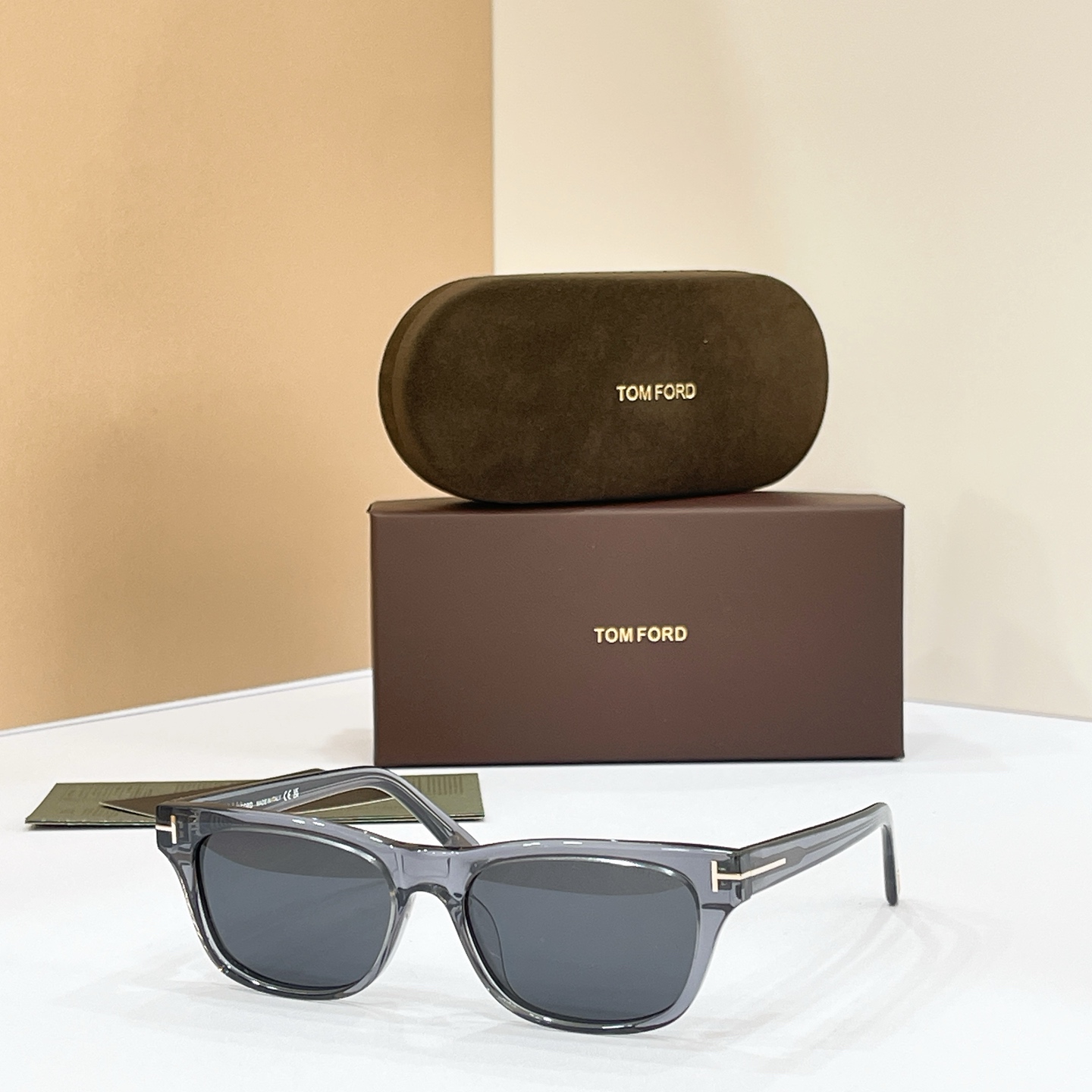 TOM FORD FT1362 Sunglasses Acetate Square