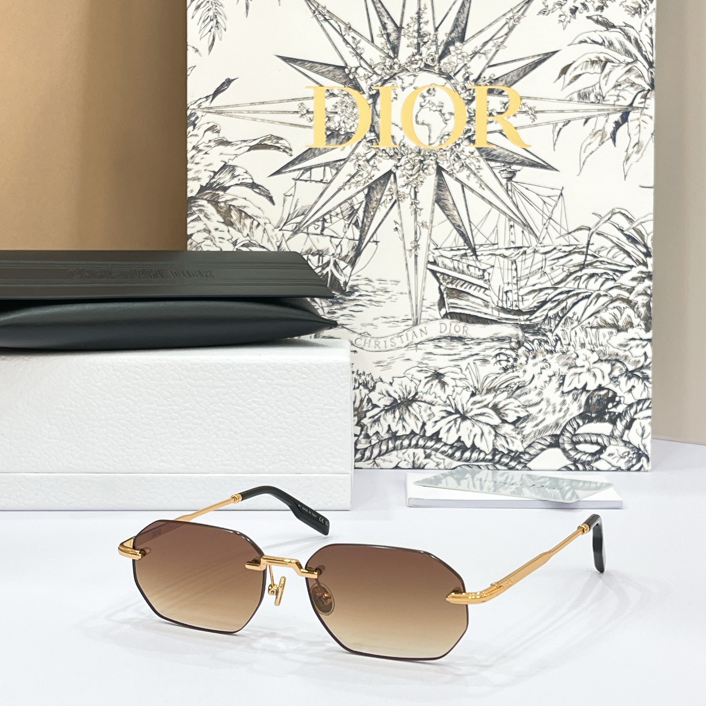 DIO*🌟🌟🌟MODEL：Dior BlackSuit S19U🌟🌟🌟SIZE：52口18-145🌟🌟