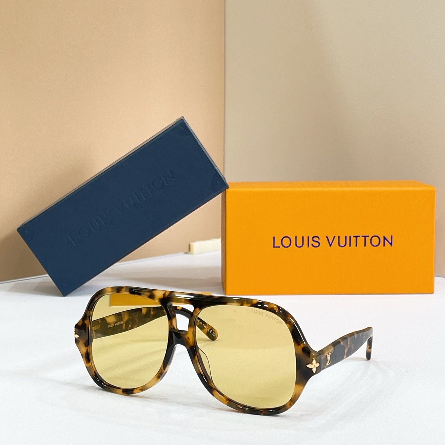 LOUIS VUITTO*✨✨✨MODEL：Z3476U✨✨✨ SIZE：58口14-140✨✨✨