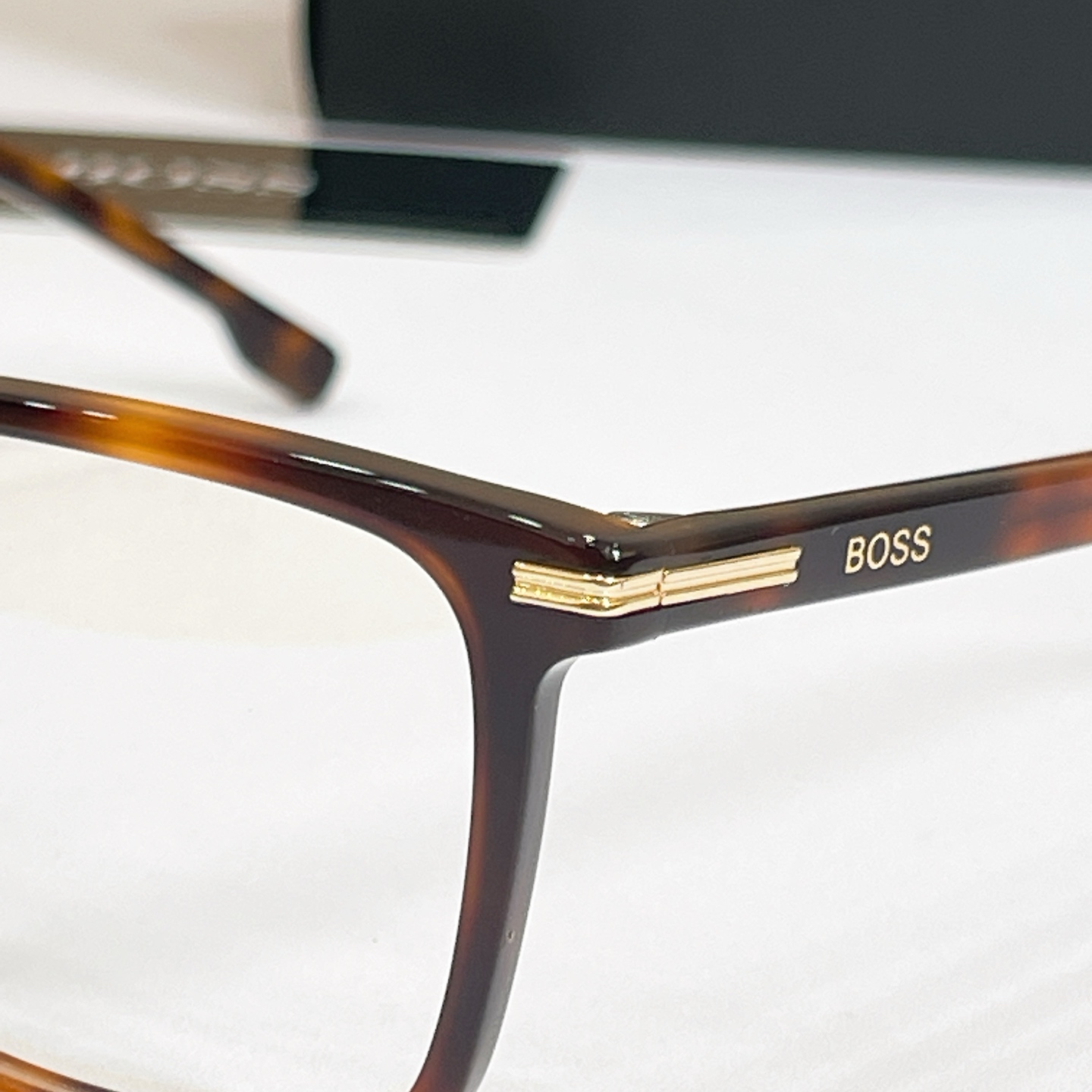 BOSS✨✨✨MODEL: 1754✨✨✨SIZE：54口17-145✨✨✨