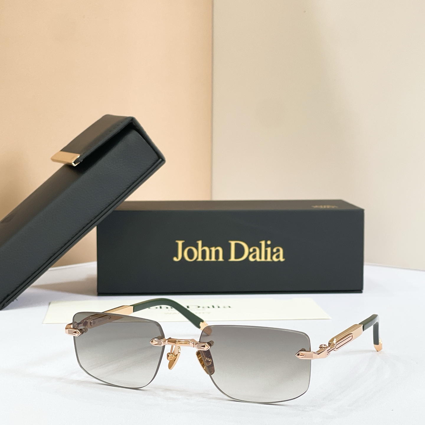 John Daila🌟🌟🌟MODEL:  R04🌟🌟🌟SIZE: 55口20-145🌟🌟🌟配送盒子～～