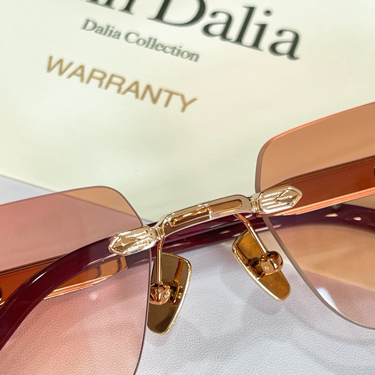 John Daila🌟🌟🌟MODEL:  R04🌟🌟🌟SIZE: 55口20-145🌟🌟🌟配送盒子～～