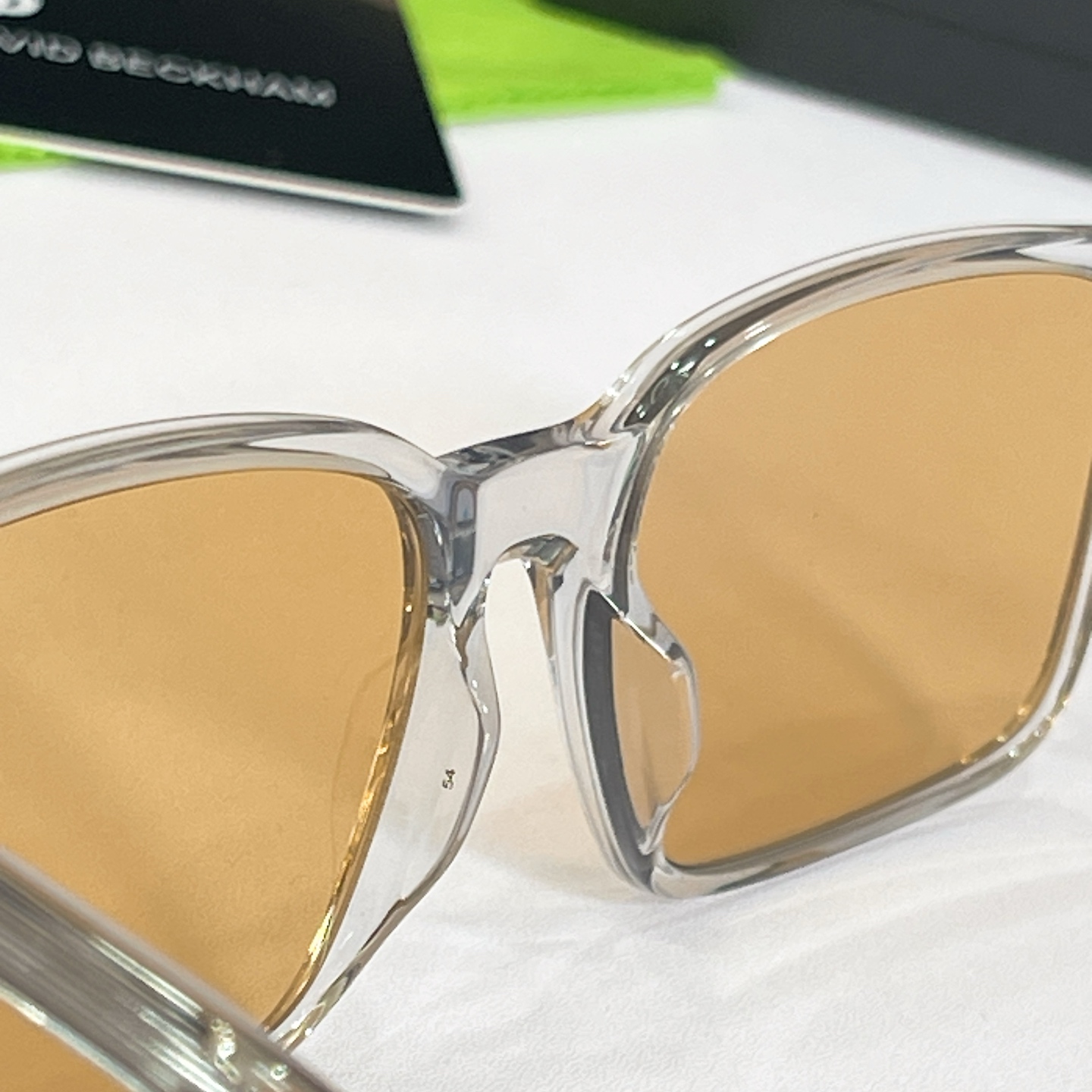 DAVID BECKHA*✨✨✨MODEL：DB 1220/S✨✨✨SIZE：54口17-145✨✨✨原