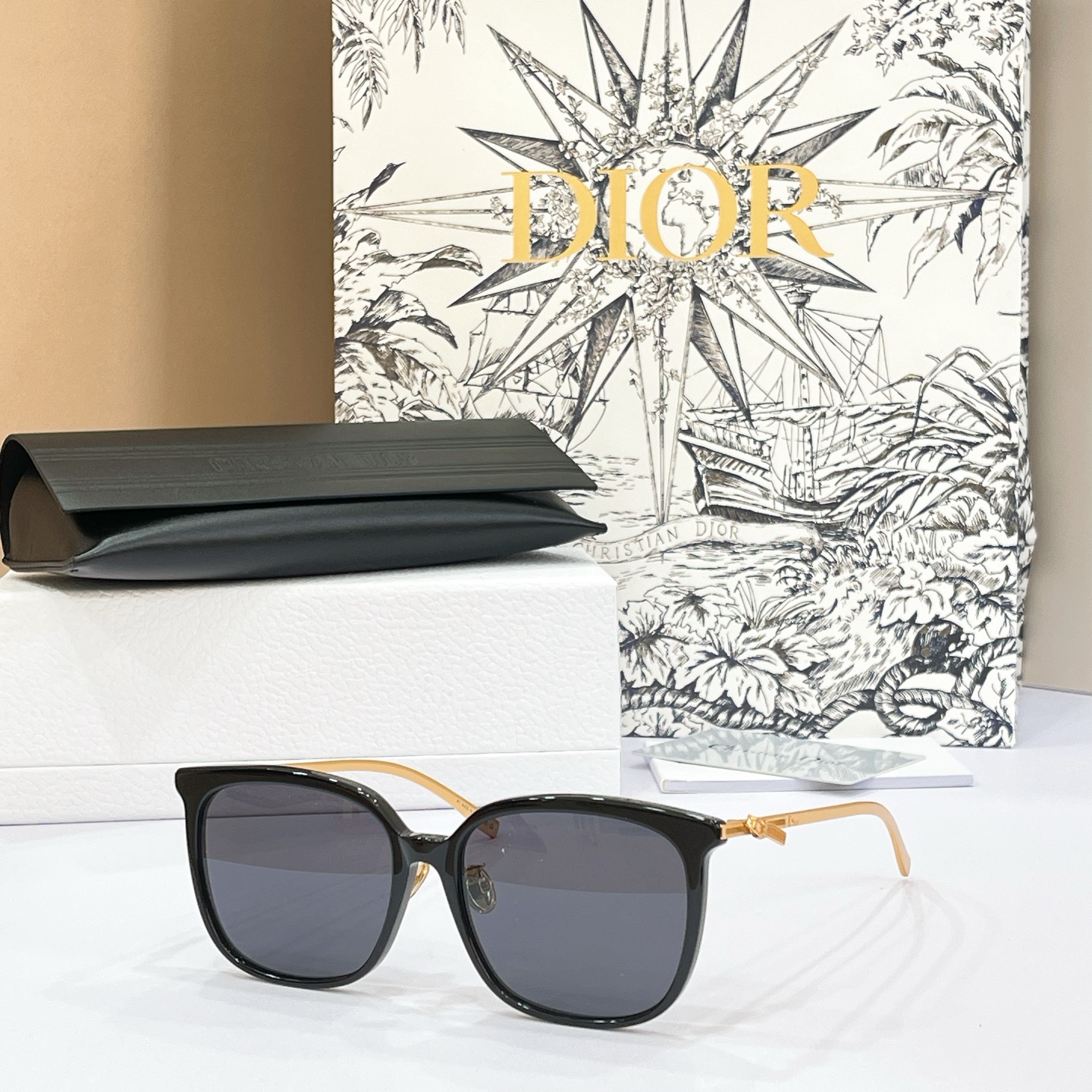 DIO*🌟🌟🌟MODEL：Dior Bow S1F🌟🌟🌟SIZE：57口17-145🌟🌟