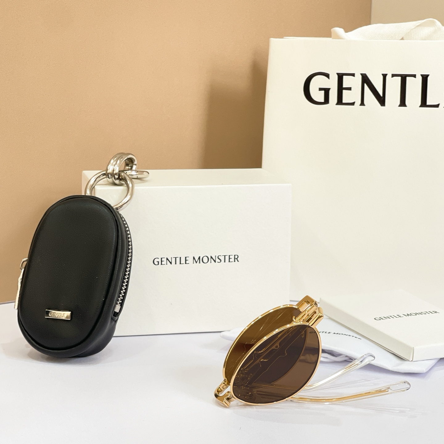 GENTLE MONSTER Aden Lunettes de soleil rondes en métal