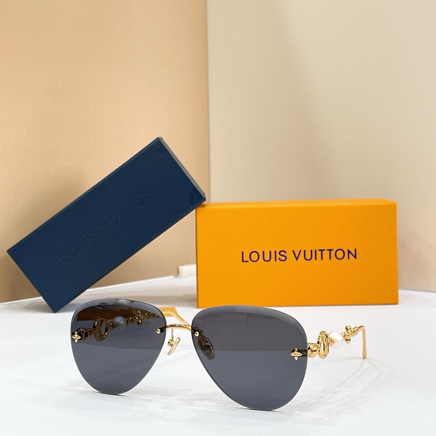 LOUIS VUITTO*✨✨✨MODEL：Z3318U✨✨✨ SIZE：62口13-140✨✨✨