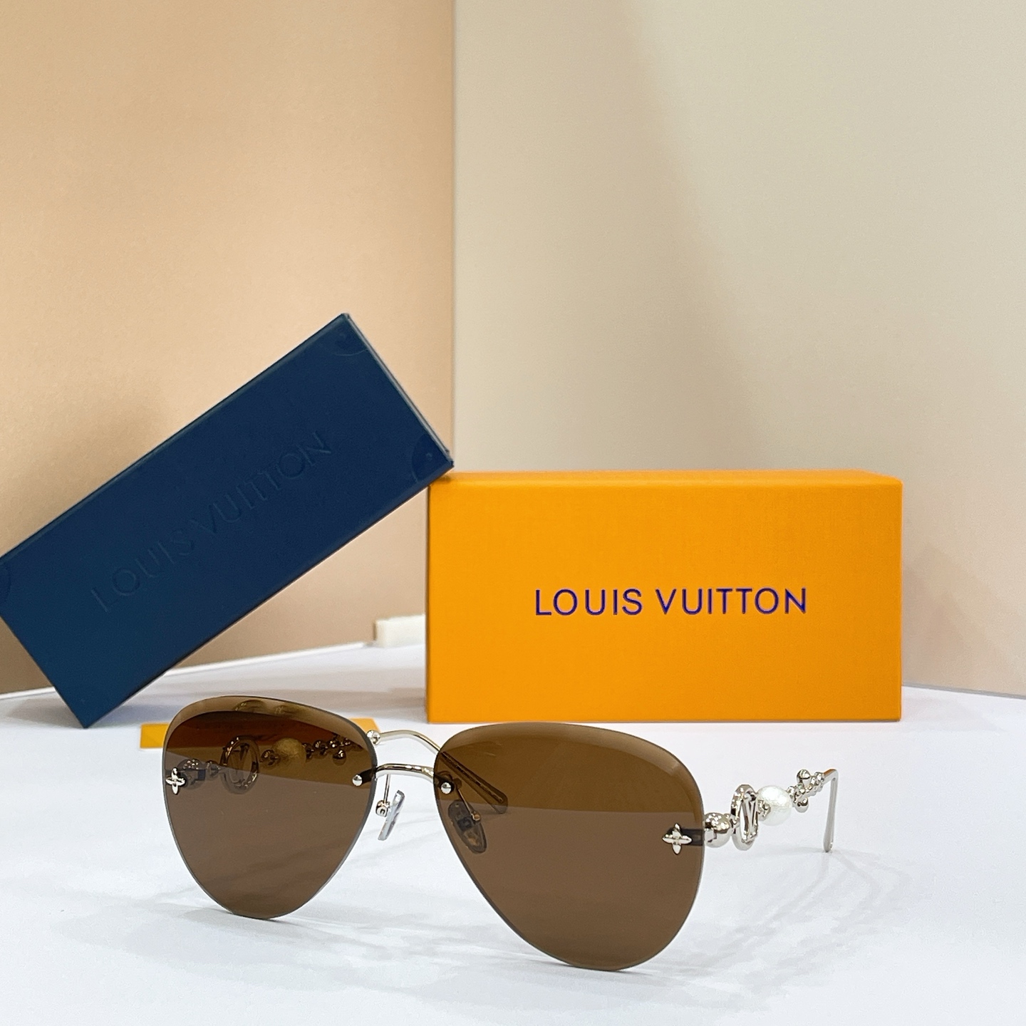LOUIS VUITTO*✨✨✨MODEL：Z3318U✨✨✨ SIZE：62口13-140✨✨✨