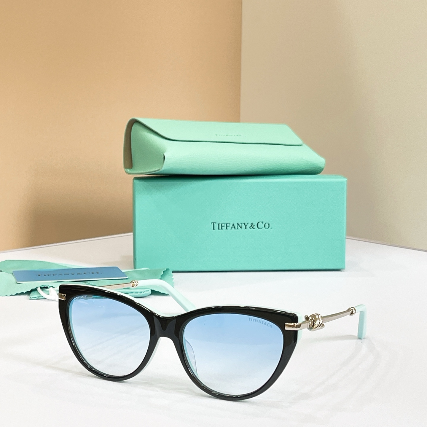 TIFFANY&Co.✨✨✨MODEL：TF4253✨✨✨ SIZE：56口18-145✨✨✨