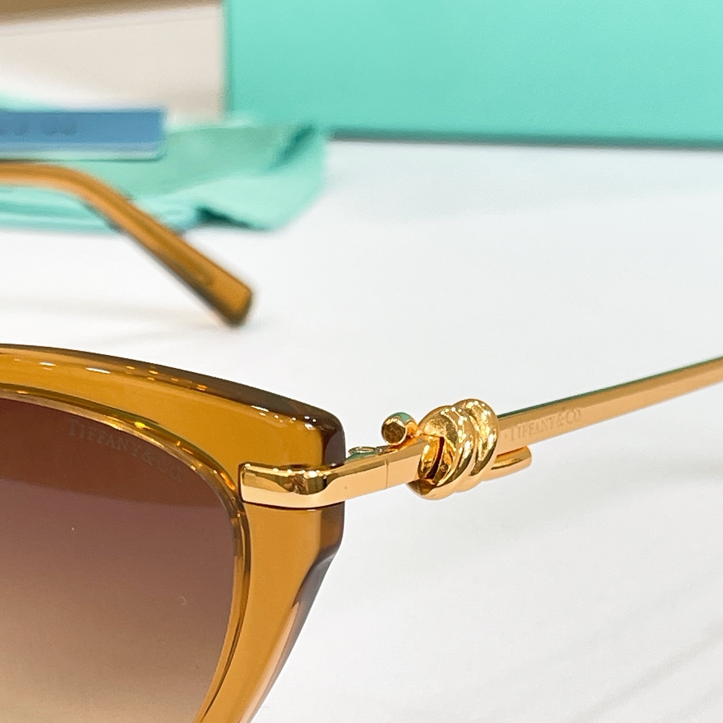 TIFFANY&Co.✨✨✨MODEL：TF4253✨✨✨ SIZE：56口18-145✨✨✨