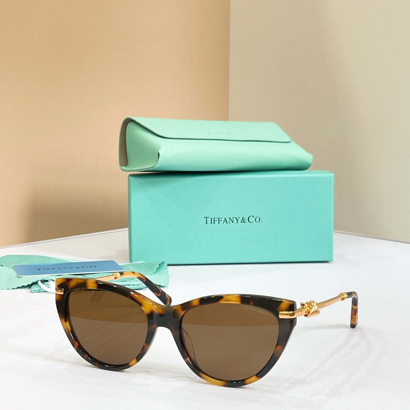 TIFFANY&Co.✨✨✨MODEL：TF4253✨✨✨ SIZE：56口18-145✨✨✨