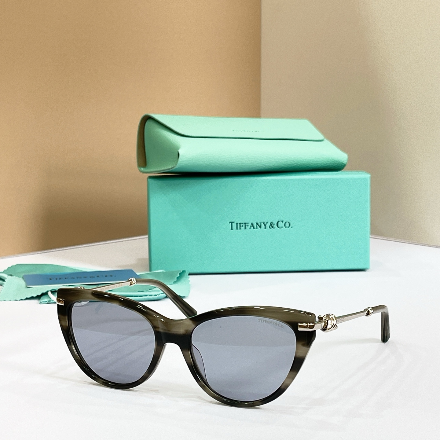 TIFFANY&Co.✨✨✨MODEL：TF4253✨✨✨ SIZE：56口18-145✨✨✨