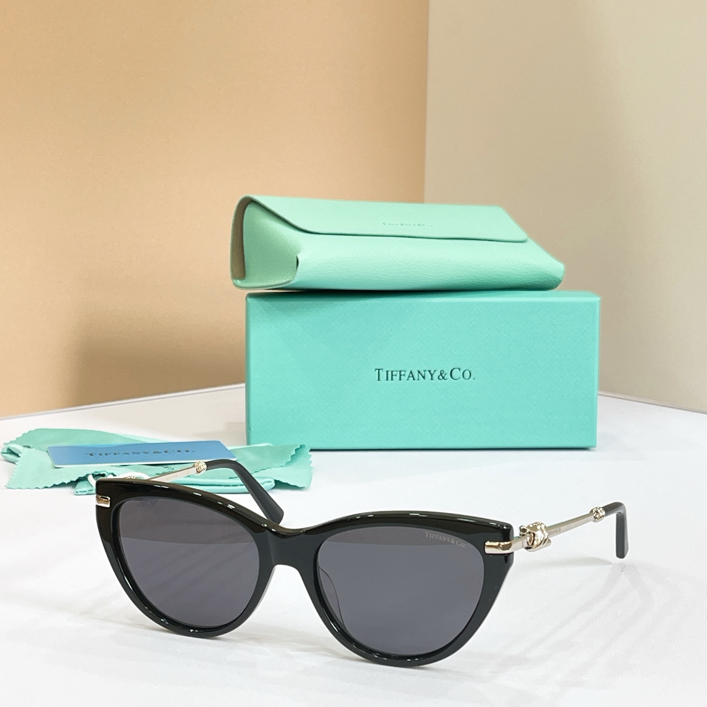 TIFFANY&Co.✨✨✨MODEL：TF4253✨✨✨ SIZE：56口18-145✨✨✨