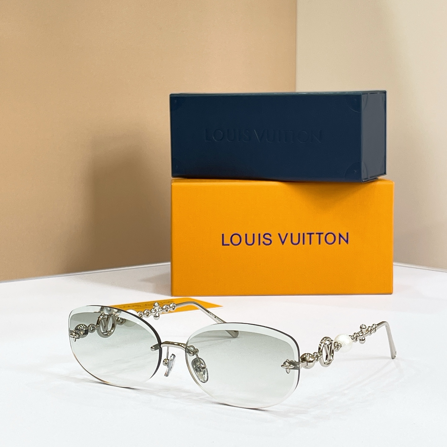 LOUIS VUITTO*✨✨✨MODEL：Z3166U✨✨✨ SIZE：64口16-140✨✨✨