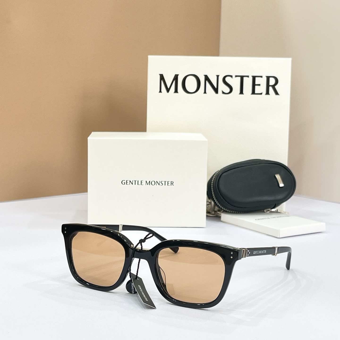 GENTLE MONSTER Lunettes de soleil en acétate pliables