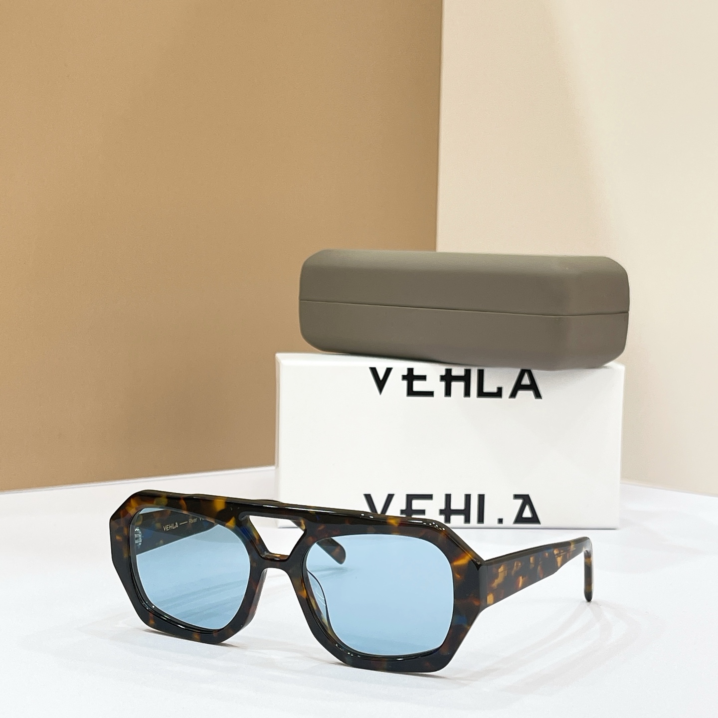 VEHLA🌟🌟🌟MODEL：River🌟🌟🌟SIZE：53口17-140🌟🌟🌟配送盒子～～