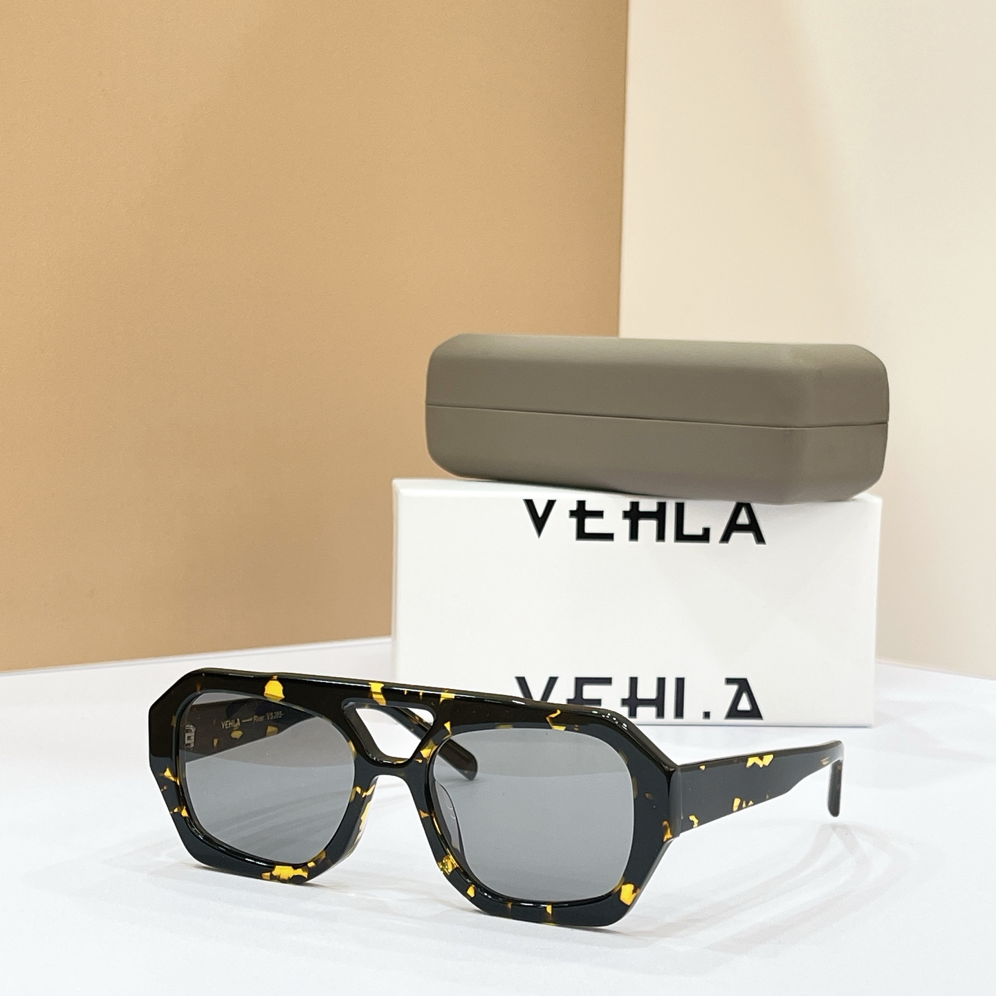 VEHLA🌟🌟🌟MODEL：River🌟🌟🌟SIZE：53口17-140🌟🌟🌟配送盒子～～