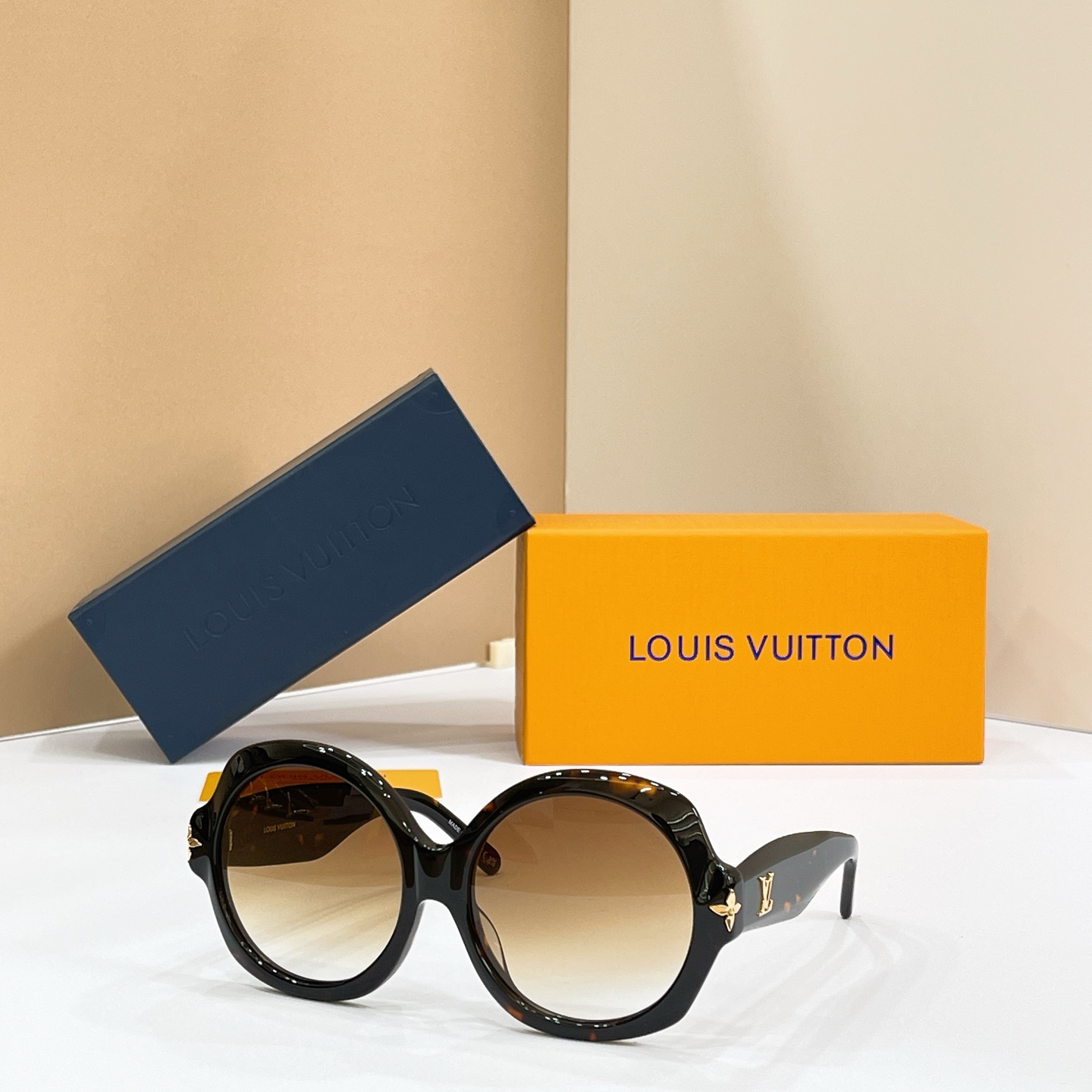LOUIS VUITTO*✨✨✨MODEL：Z3325U✨✨✨ SIZE：57口17-140✨✨✨