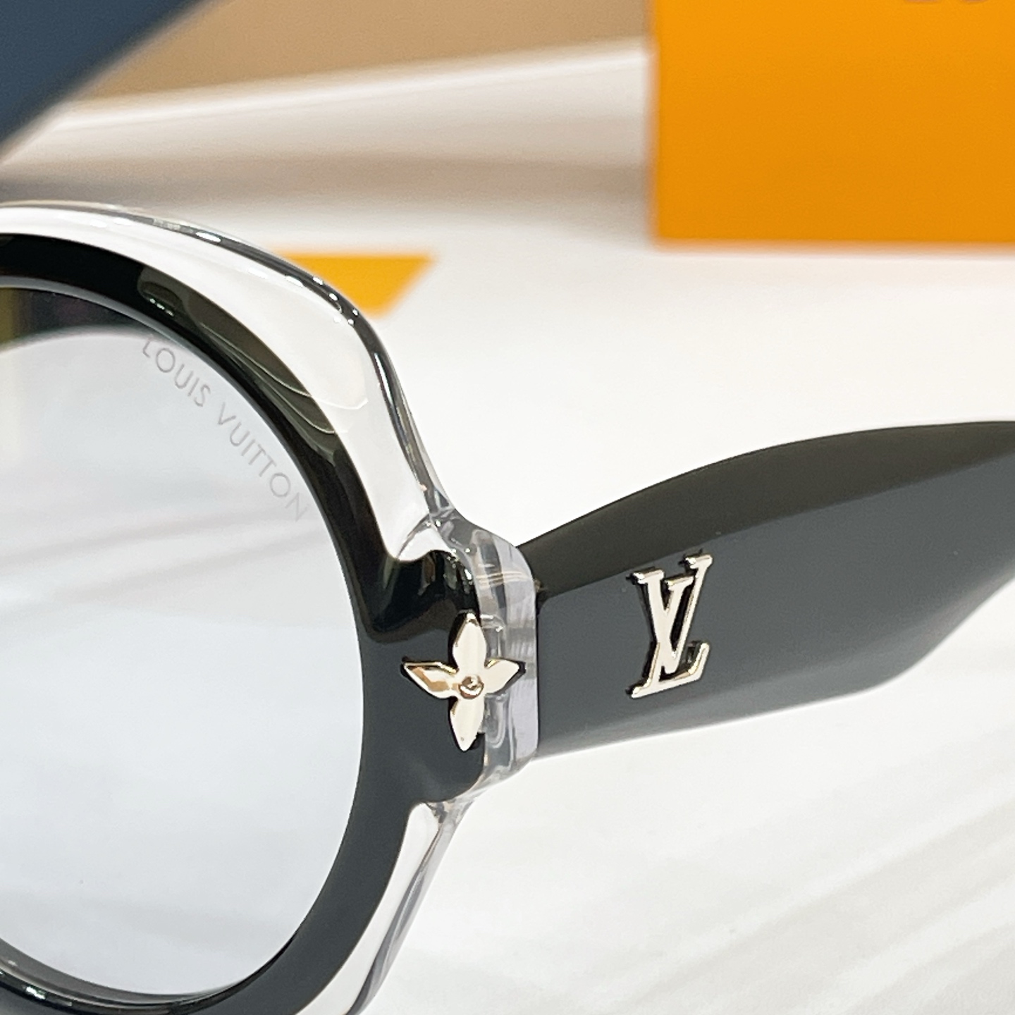 LOUIS VUITTO*✨✨✨MODEL：Z3325U✨✨✨ SIZE：57口17-140✨✨✨
