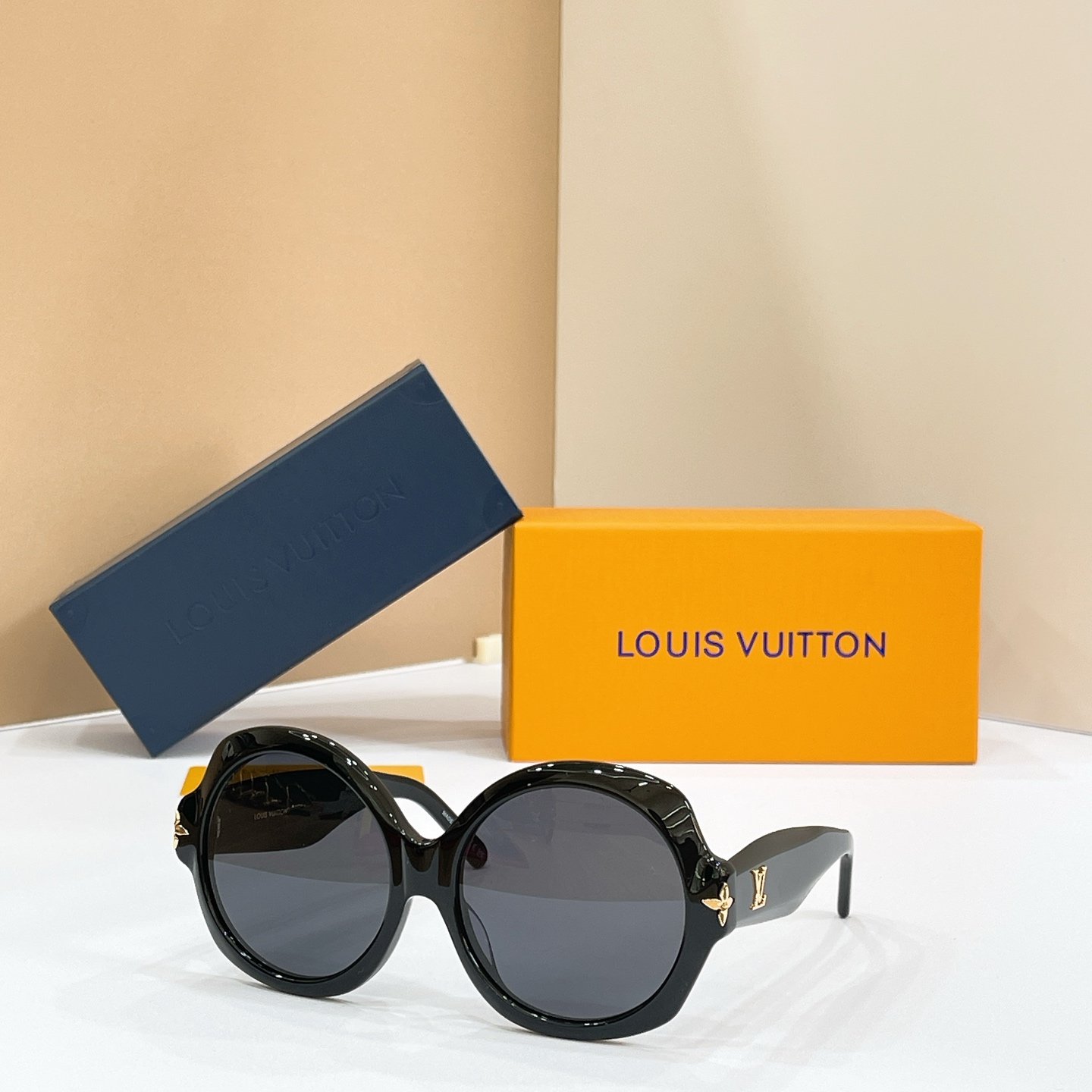 LOUIS VUITTO*✨✨✨MODEL：Z3325U✨✨✨ SIZE：57口17-140✨✨✨