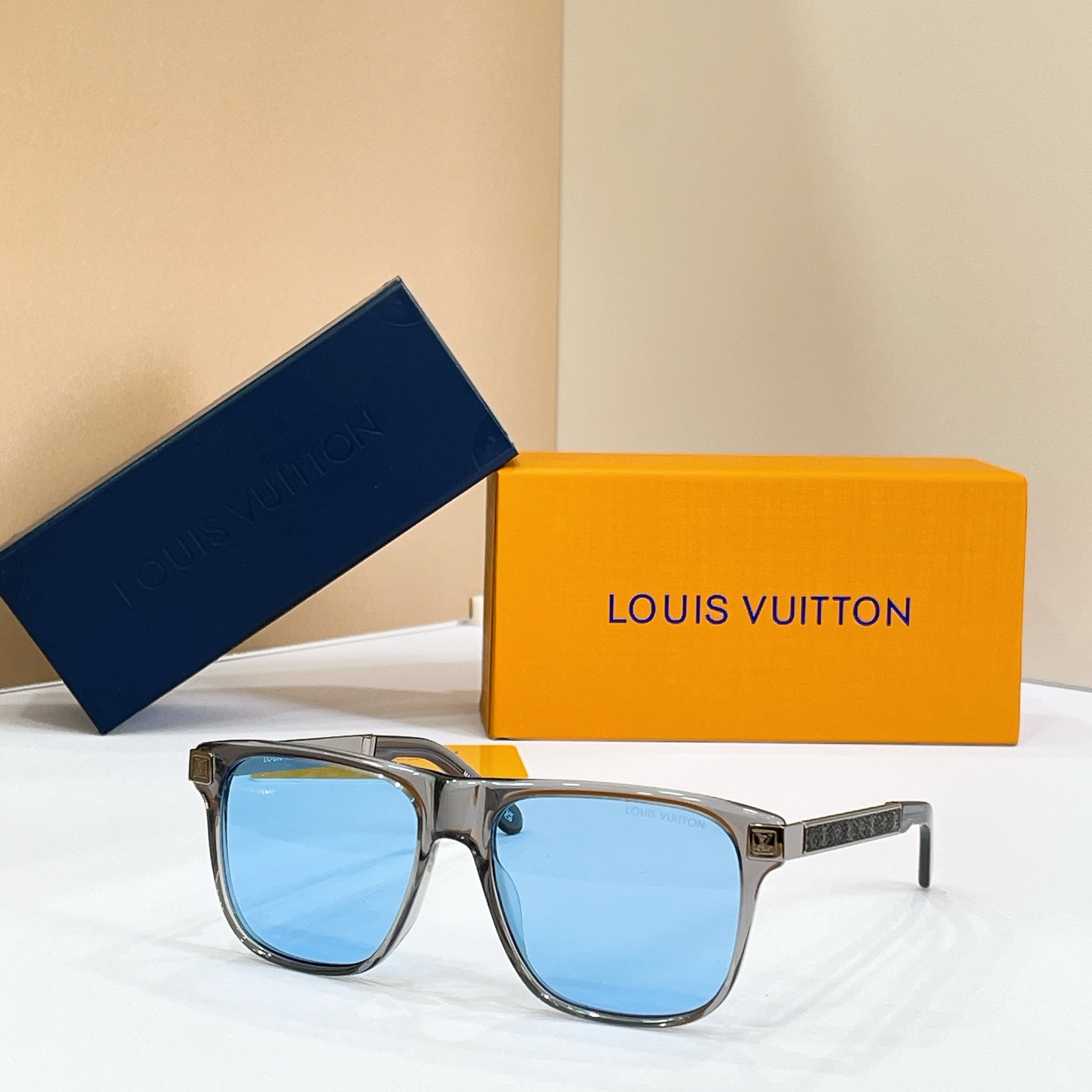 LOUIS VUITTO*✨✨✨MODEL：Z3300U✨✨✨ SIZE：57口17-145✨✨✨