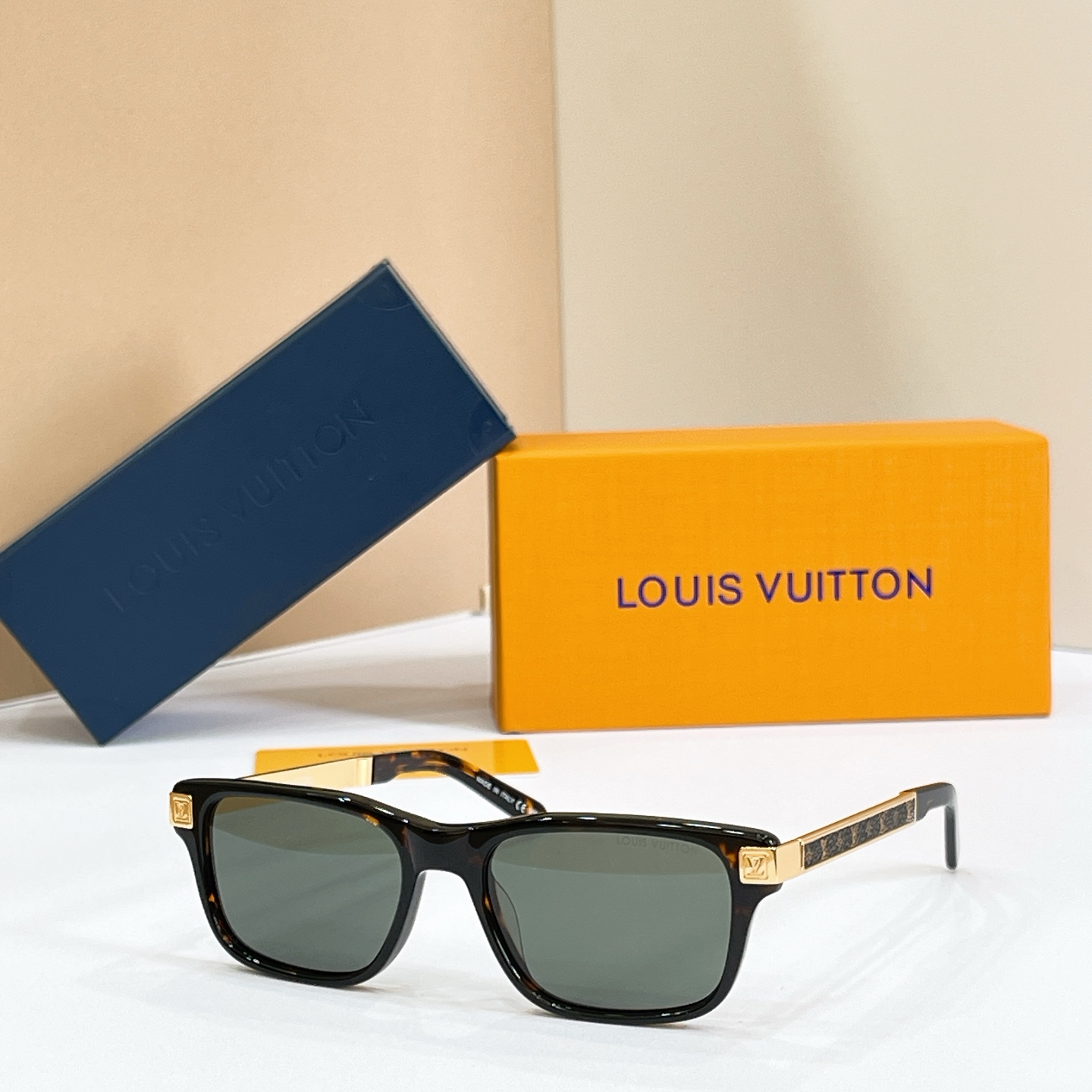 LOUIS VUITTO*✨✨✨MODEL：Z3273U✨✨✨ SIZE：55口19-145✨✨✨