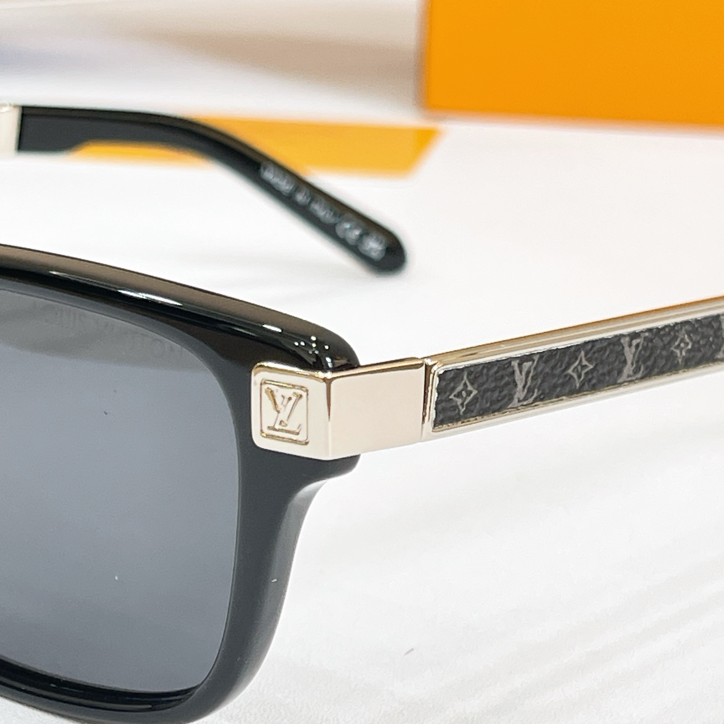 LOUIS VUITTO*✨✨✨MODEL：Z3273U✨✨✨ SIZE：55口19-145✨✨✨
