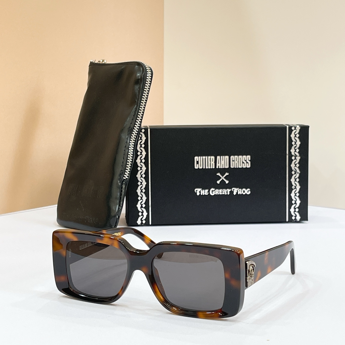 CUTLER AND CROSS🌟🌟🌟MODEL：GFSN-001🌟🌟🌟SIZE：54口18-150🌟🌟🌟配送盒子～～