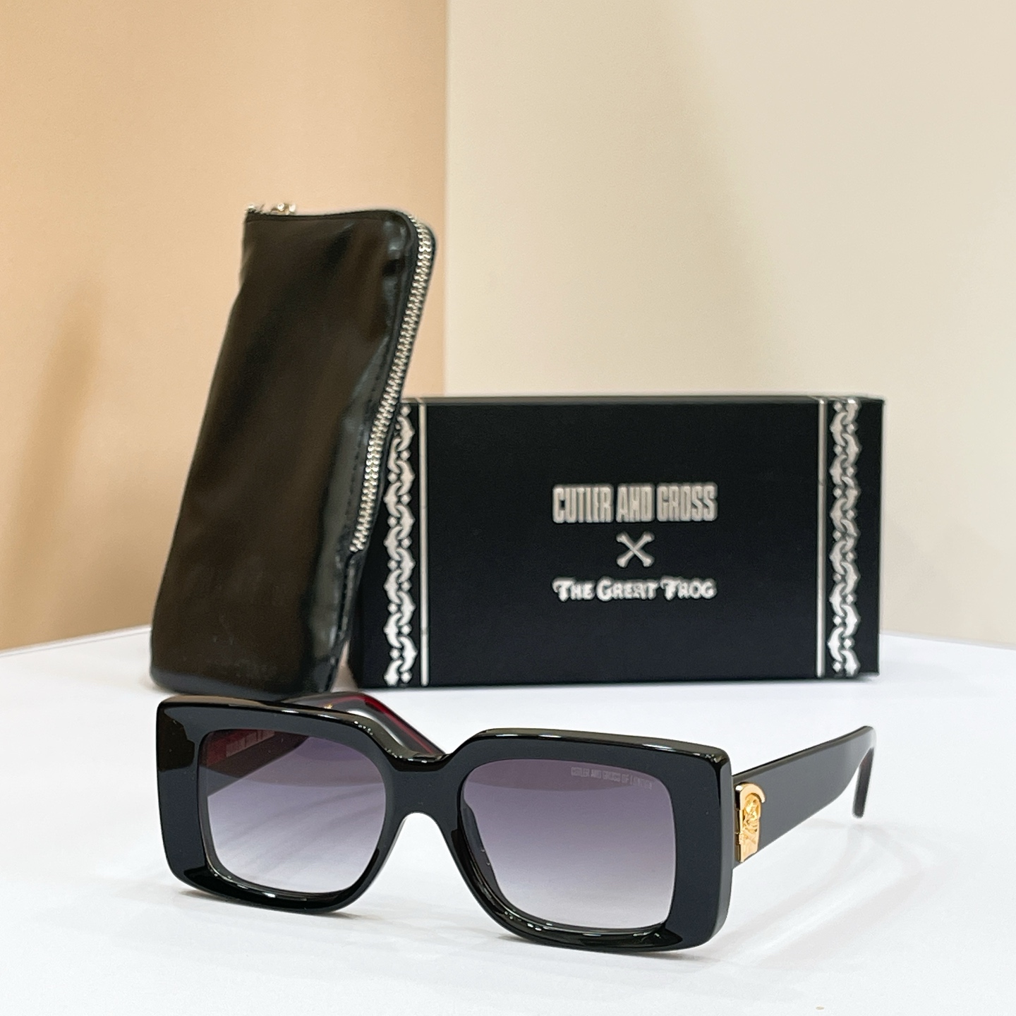 CUTLER AND CROSS🌟🌟🌟MODEL：GFSN-001🌟🌟🌟SIZE：54口18-150🌟🌟🌟配送盒子～～