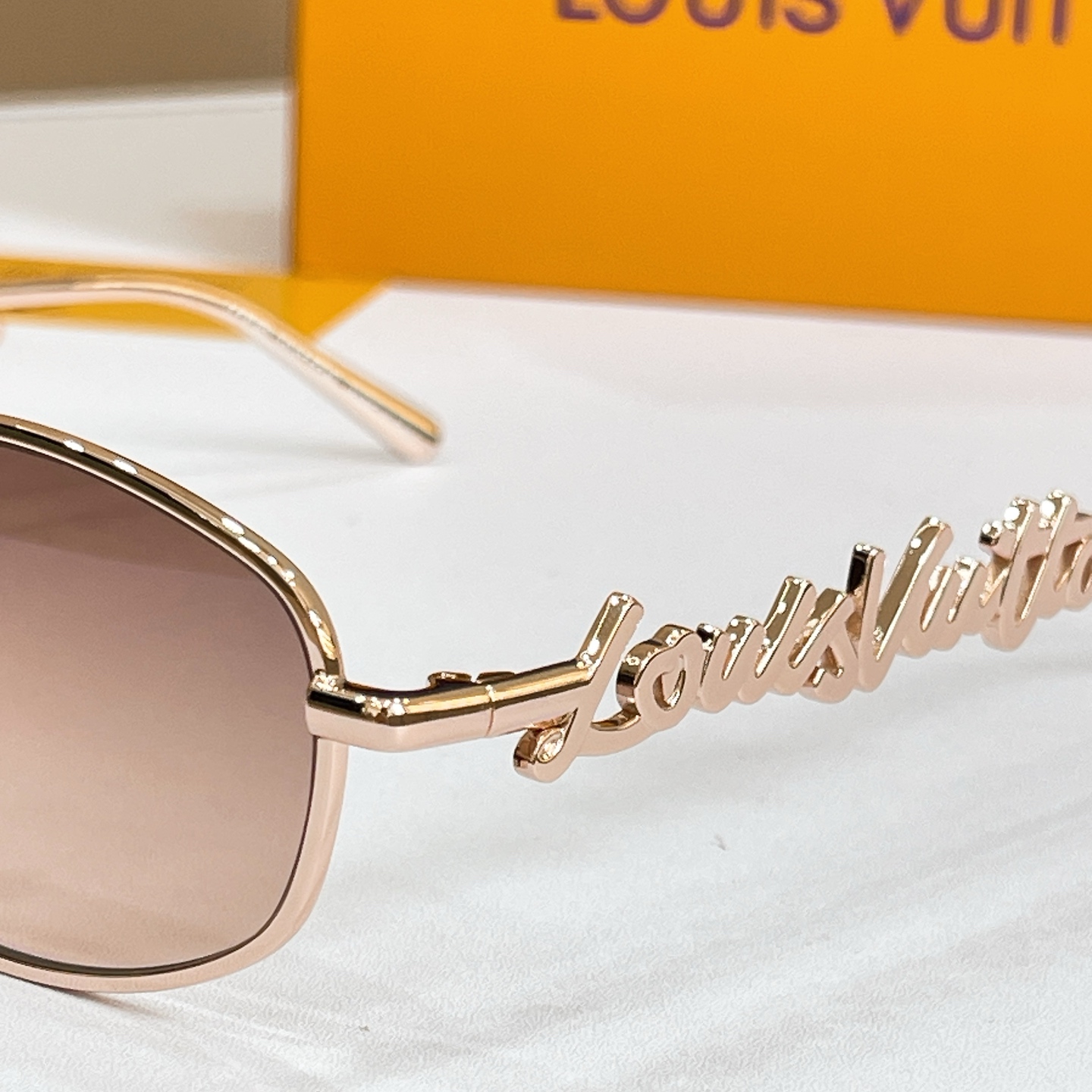 LOUIS VUITTO*✨✨✨MODEL：Z317U✨✨✨ SIZE：56口20-145✨✨✨