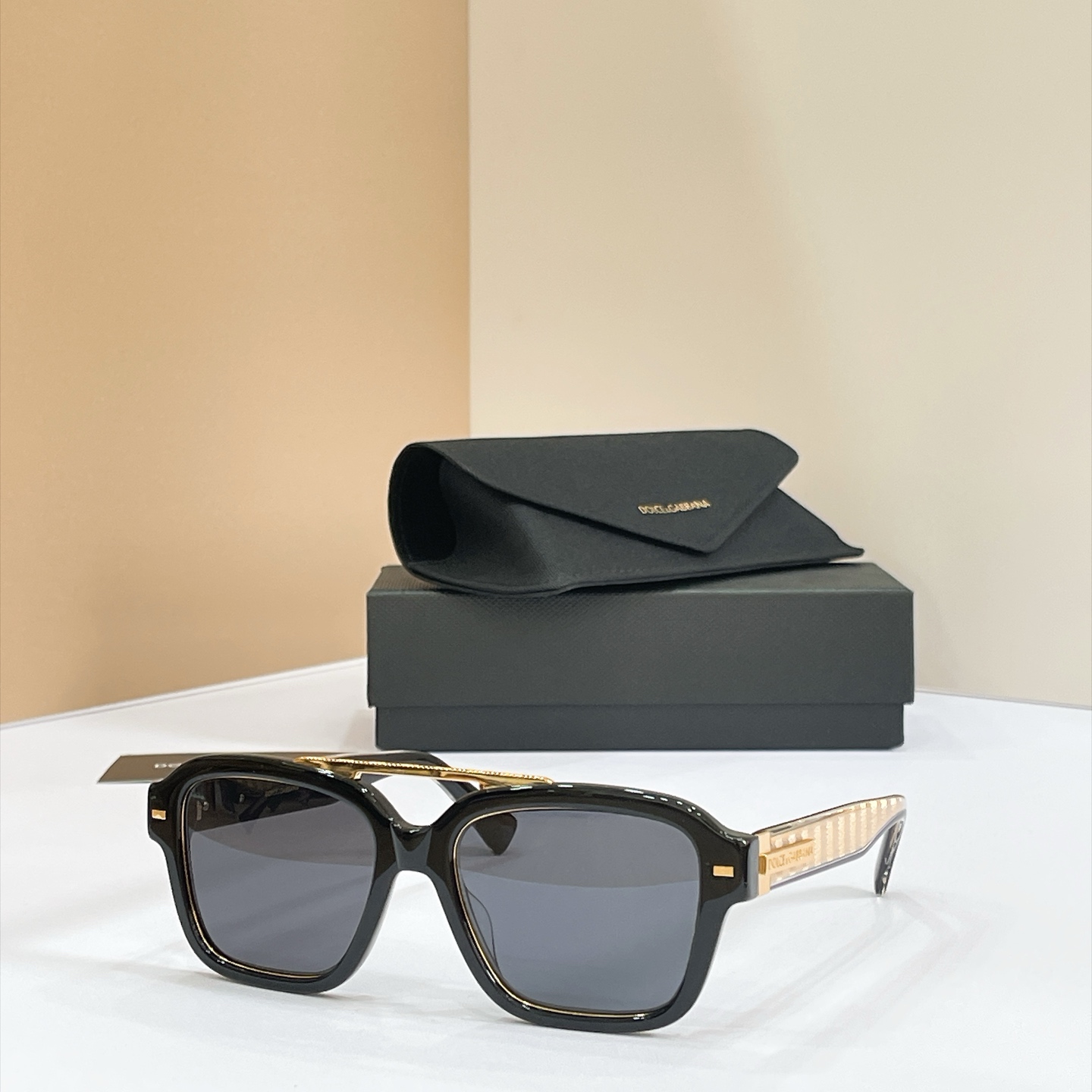DOLCE & GABBAN*🌟🌟🌟MODEL：DG2214🌟🌟🌟SIZE：55口18-145🌟🌟🌟