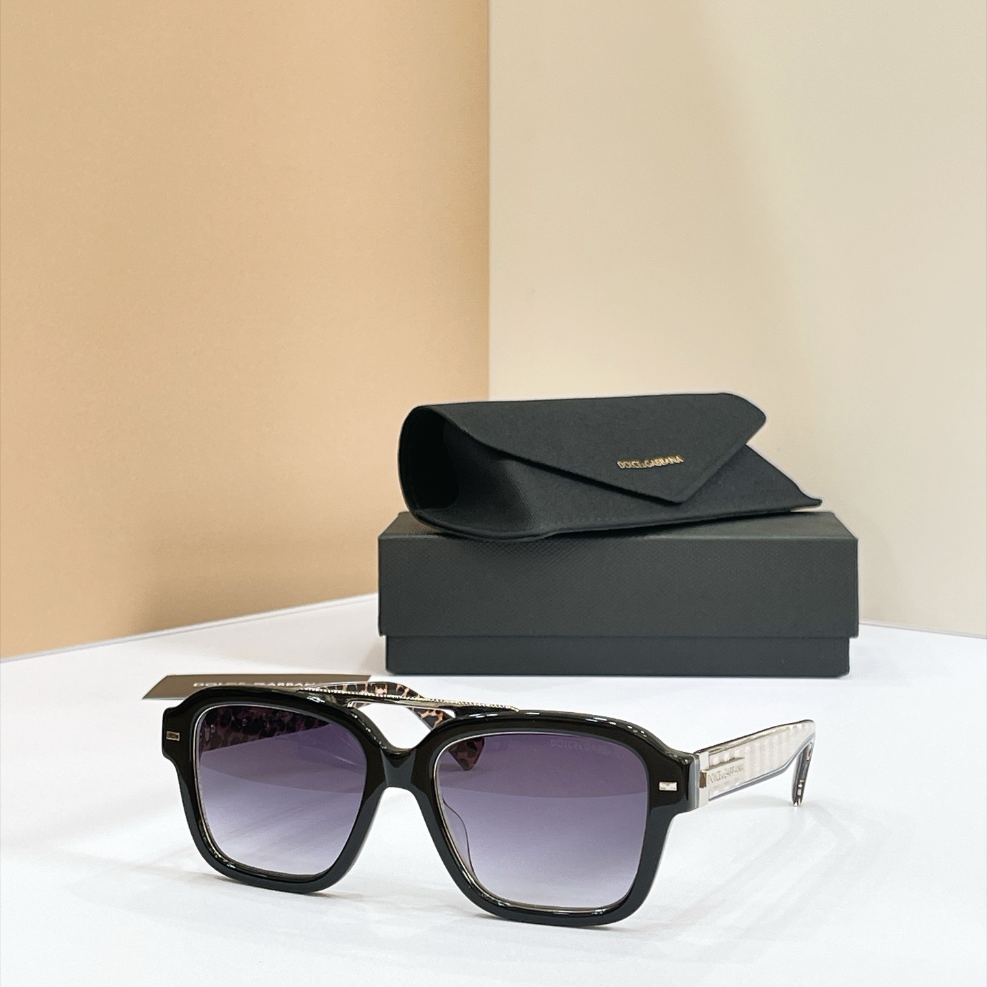 DOLCE & GABBAN*🌟🌟🌟MODEL：DG2214🌟🌟🌟SIZE：55口18-145🌟🌟🌟