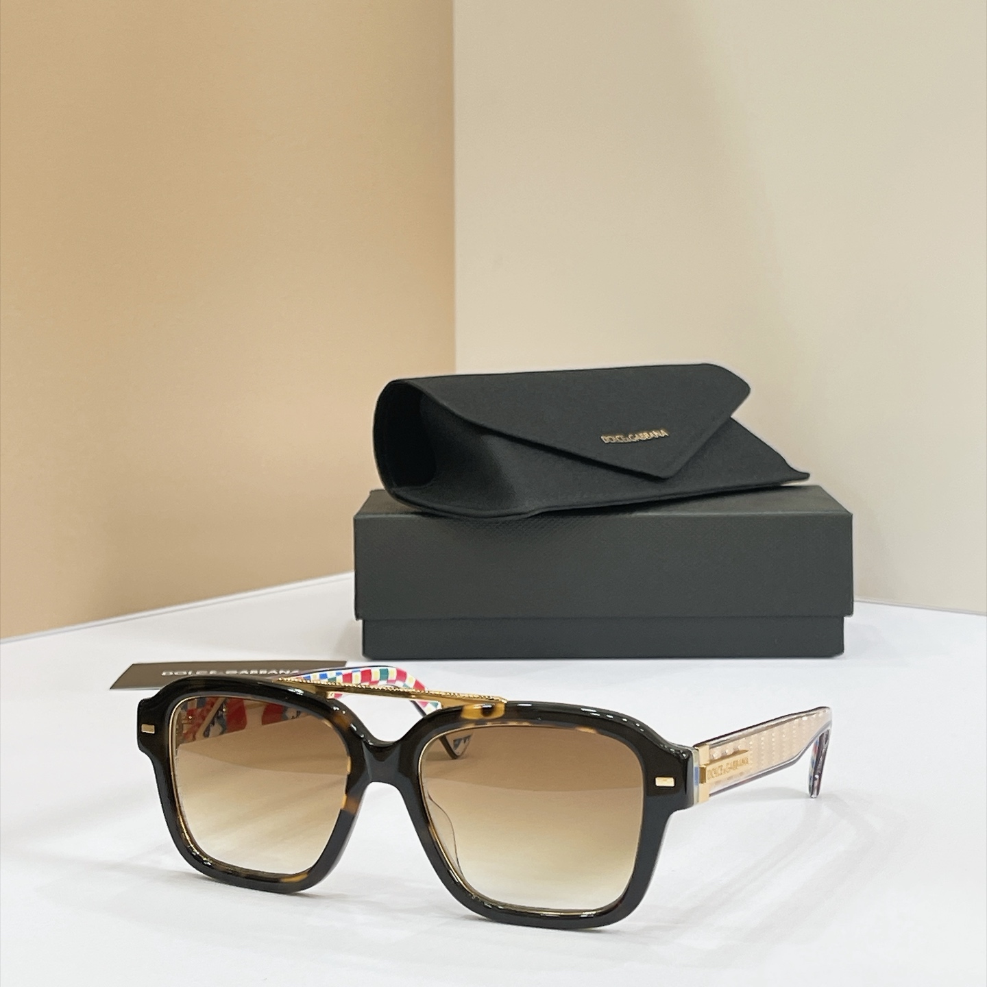 DOLCE & GABBAN*🌟🌟🌟MODEL：DG2214🌟🌟🌟SIZE：55口18-145🌟🌟🌟