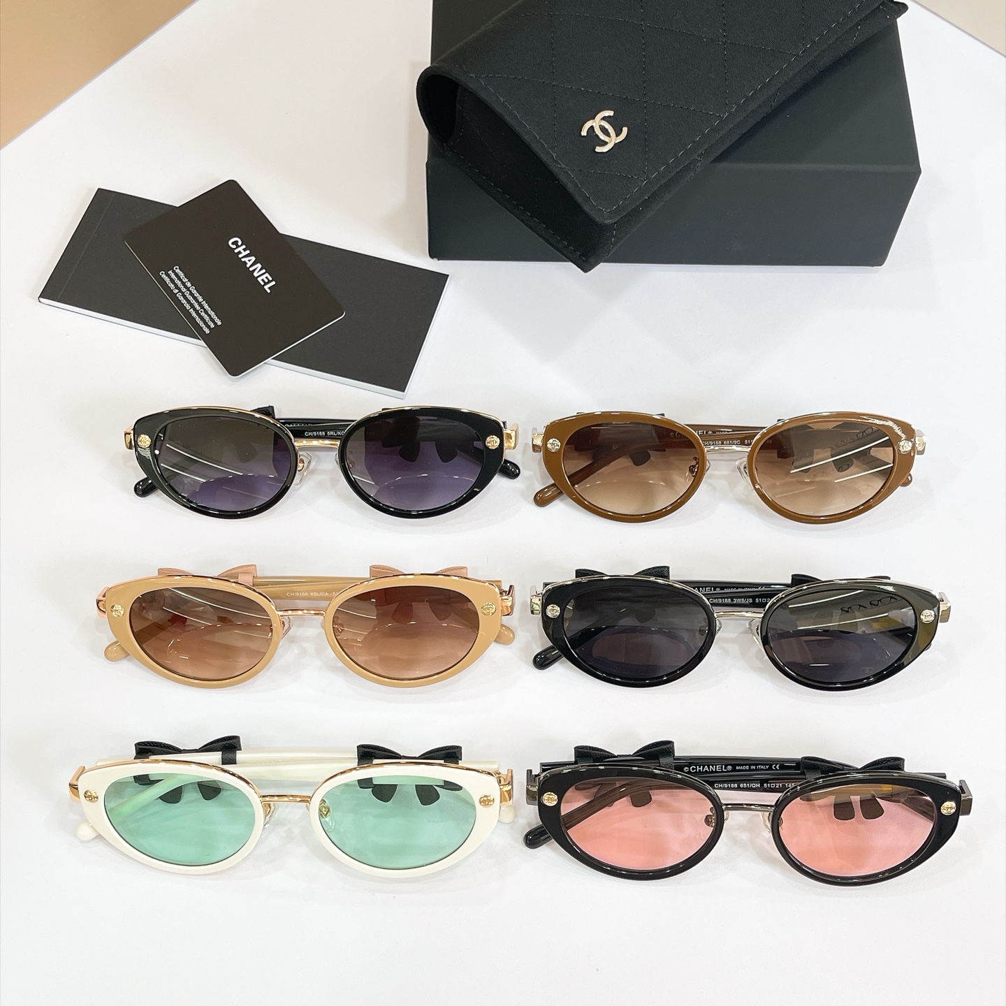 CHANEL Sunglasses
