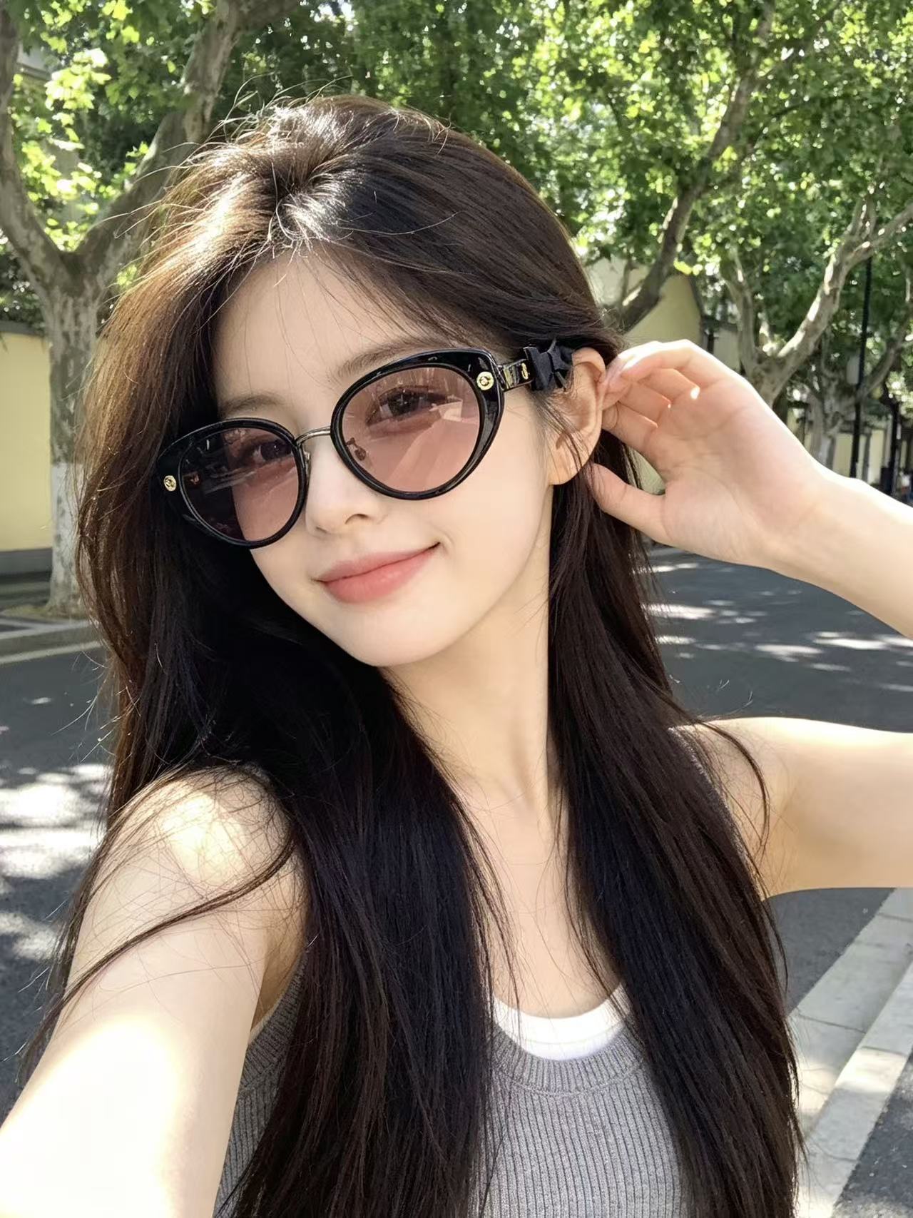 CHANEL Sunglasses